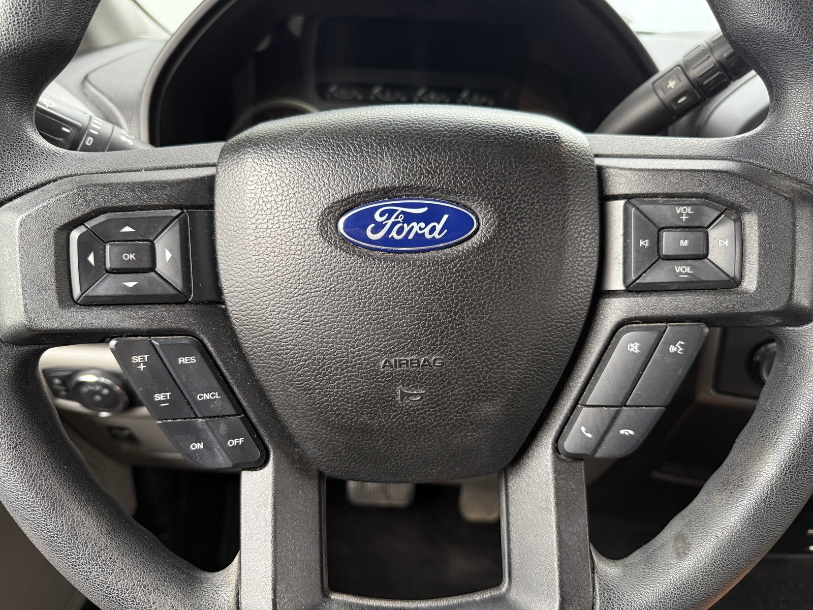 Thumbnail: 2018 Ford Econoline - 5