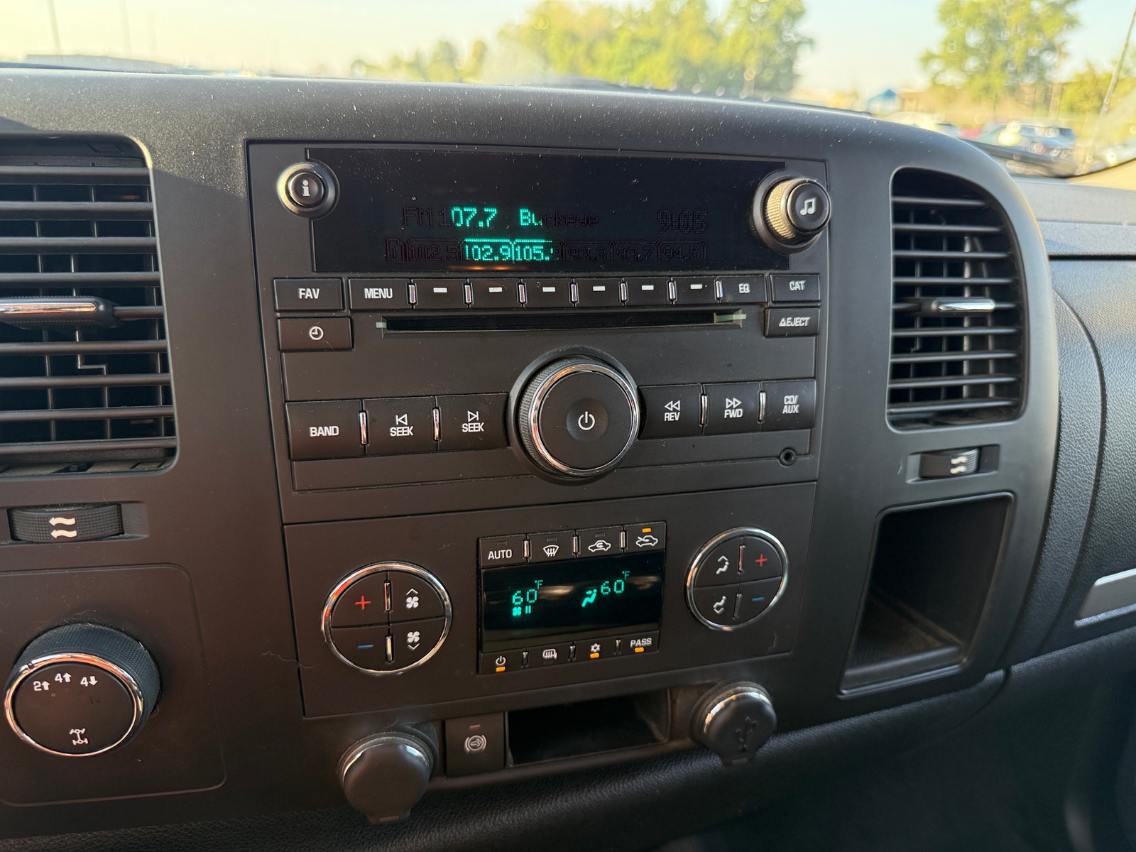 Thumbnail: 2013 Chevrolet Silverado 3500 - 4