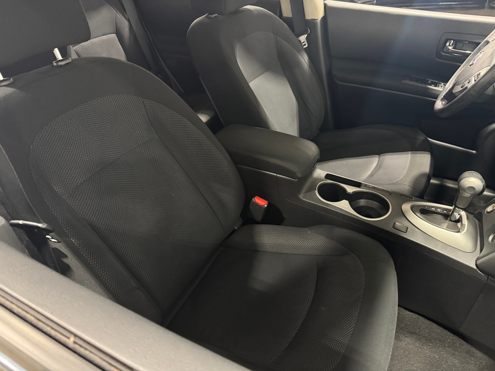 Thumbnail: 2013 Nissan Rogue - 2