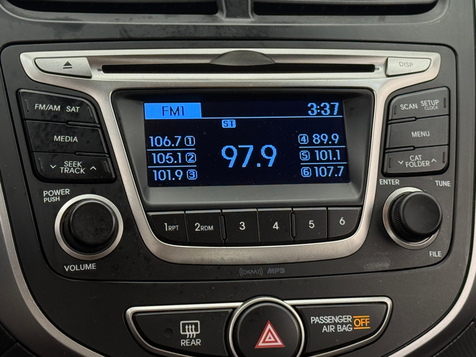 Thumbnail: 2016 Hyundai Accent - 4