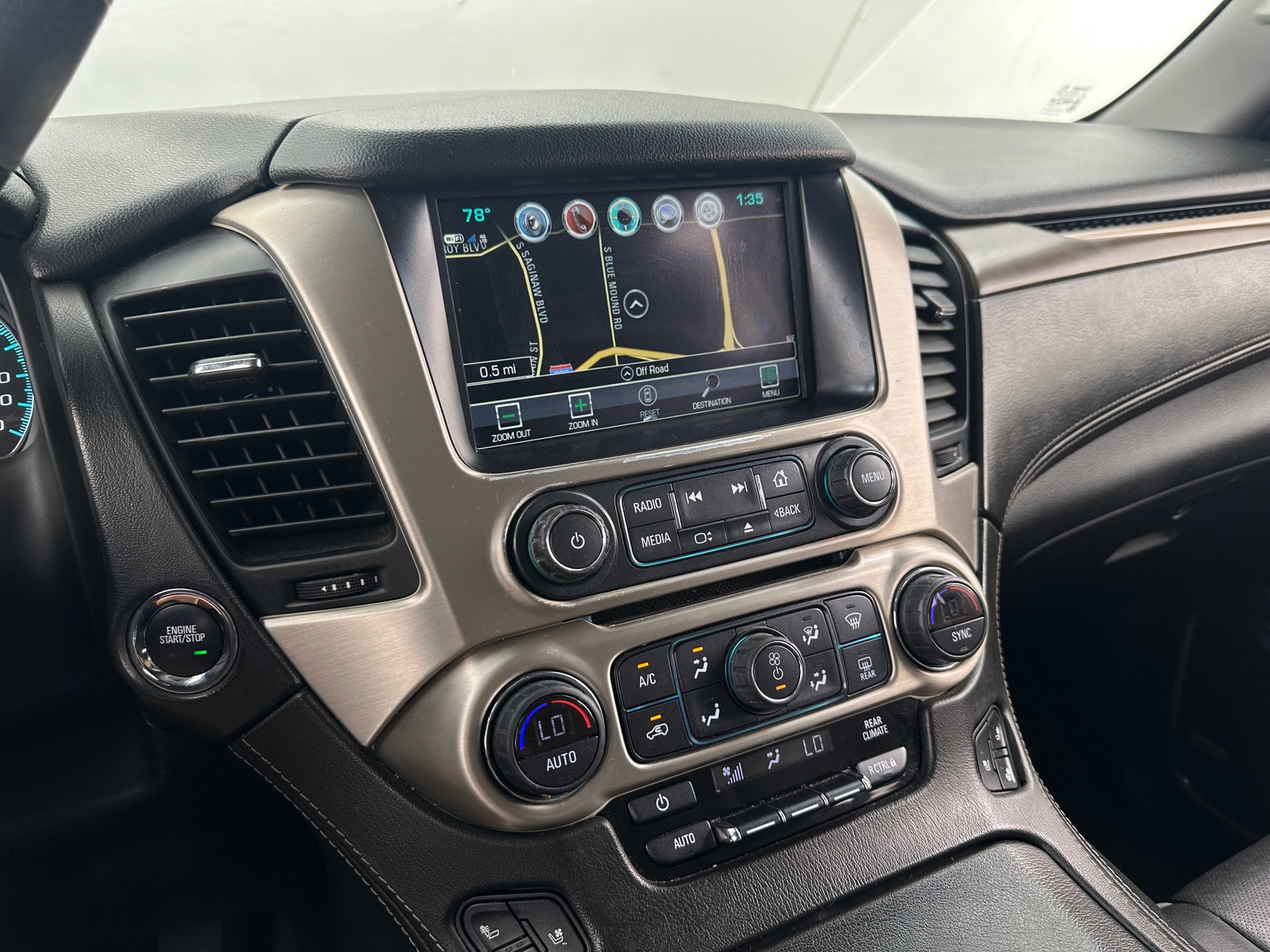 Thumbnail: 2019 GMC Yukon - 3