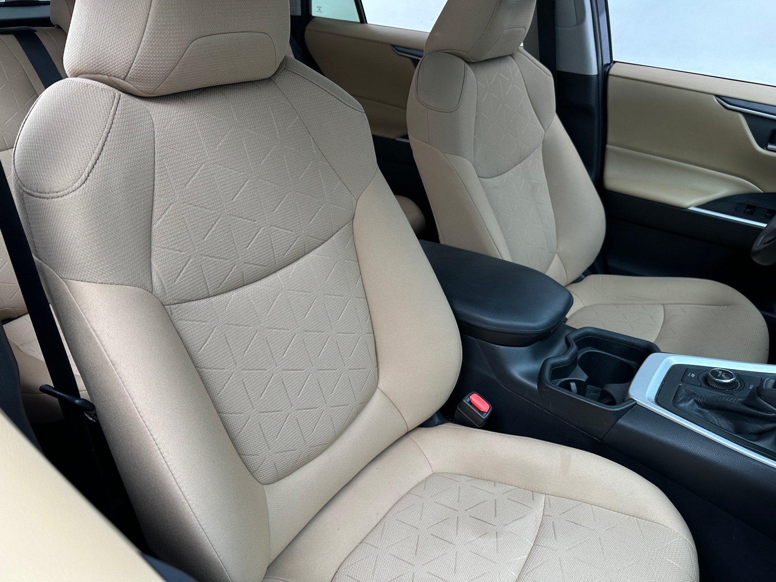 Thumbnail: 2019 Toyota RAV4 - 2
