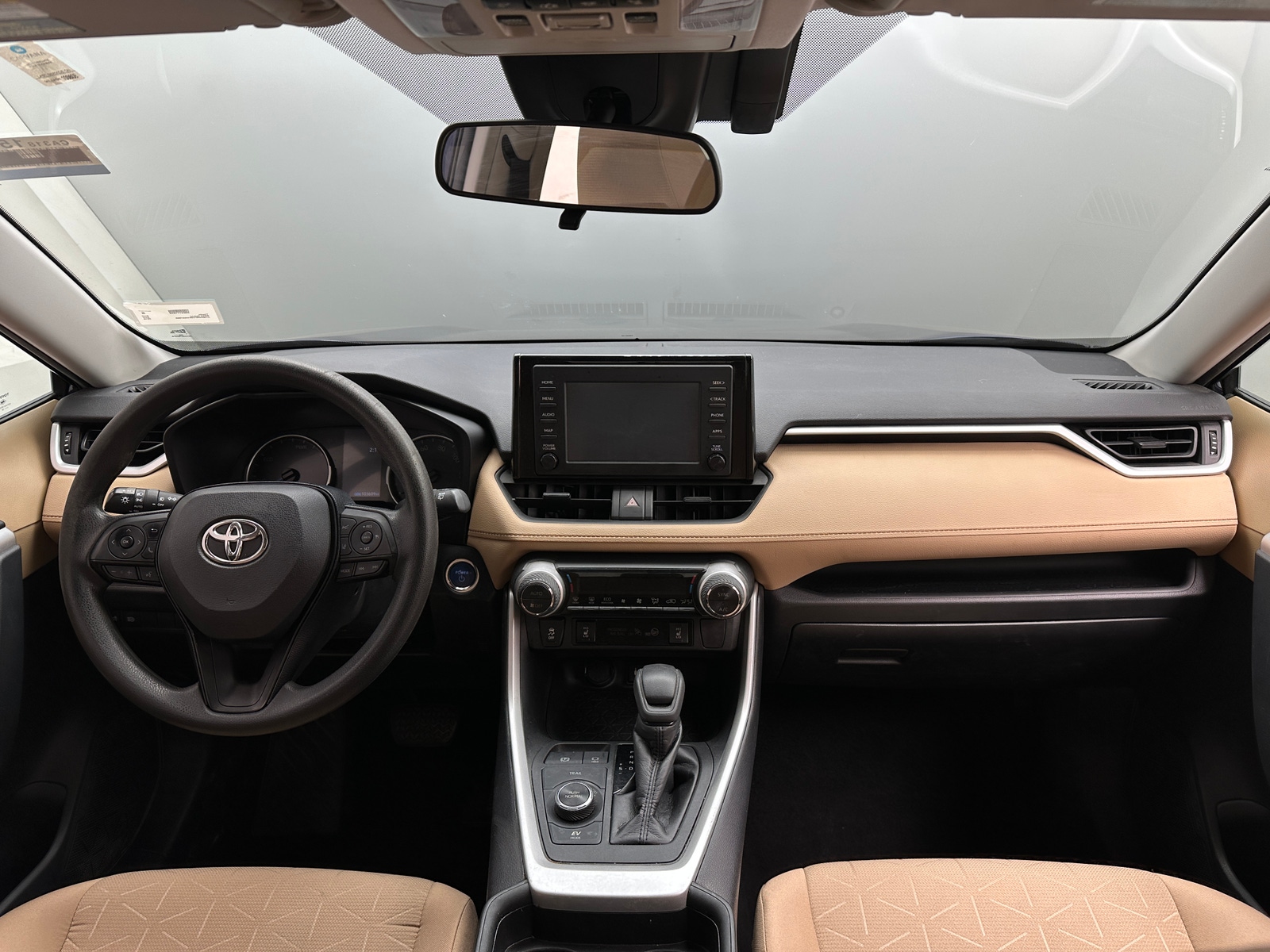 Thumbnail: 2019 Toyota RAV4 - 3