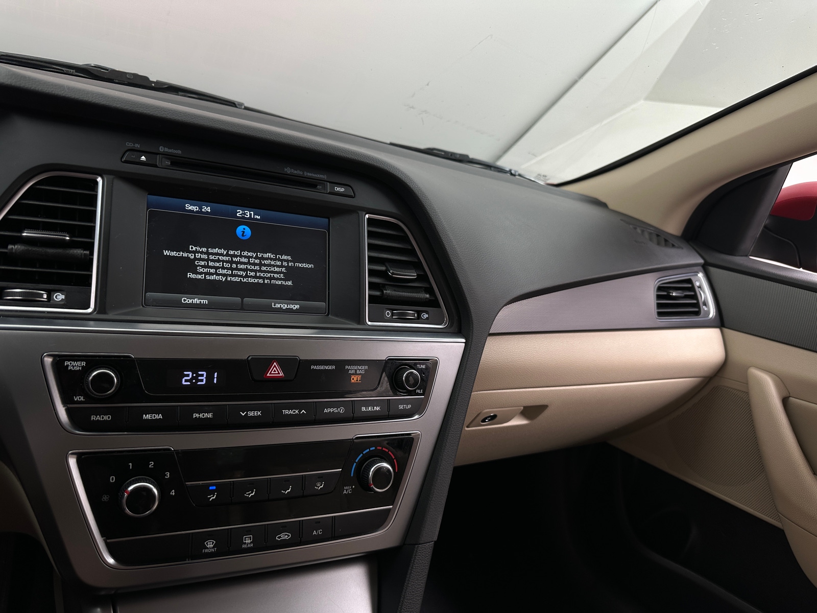 Thumbnail: 2017 Hyundai Sonata - 4