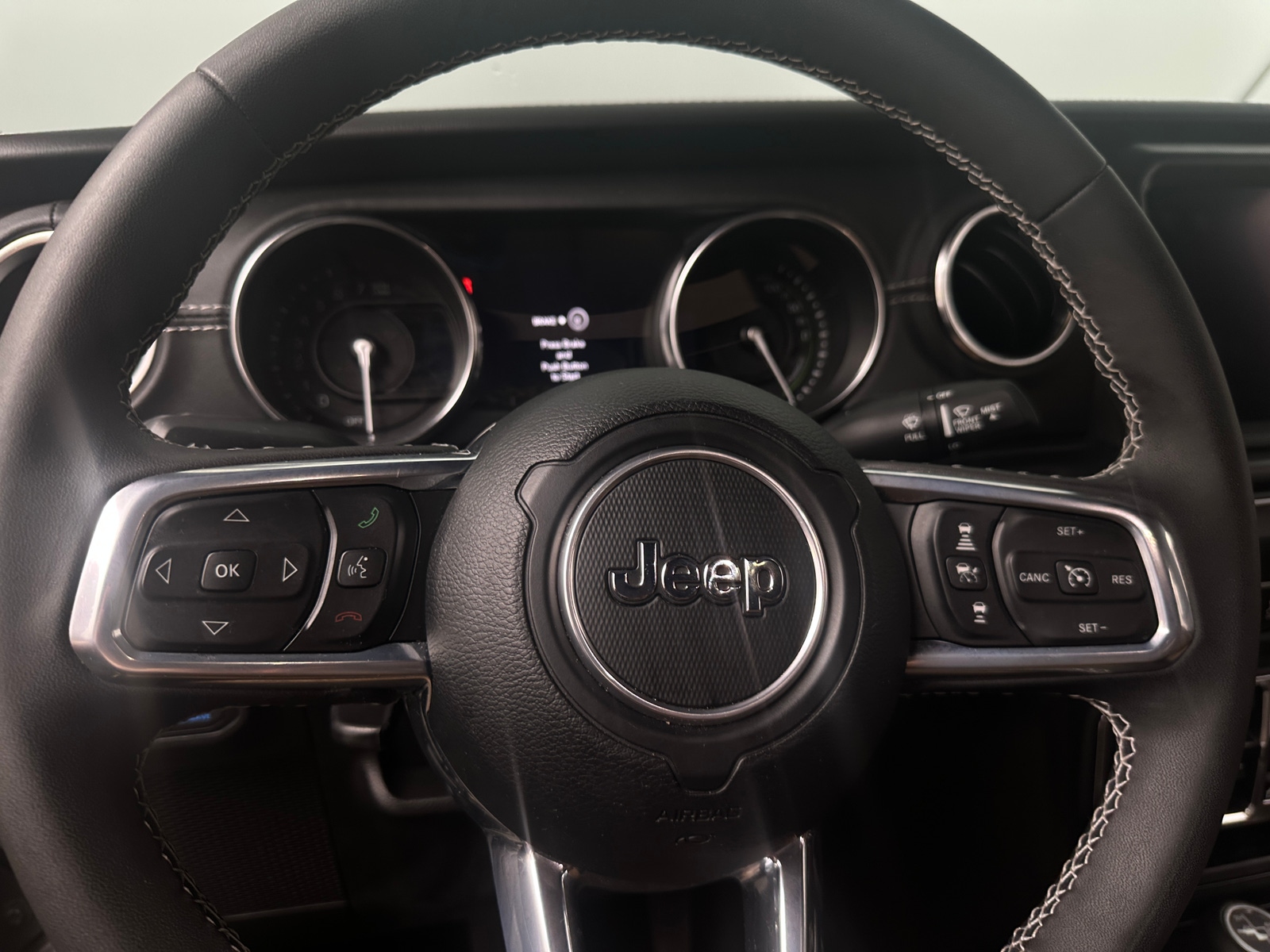 Thumbnail: 2023 Jeep Wrangler - 4