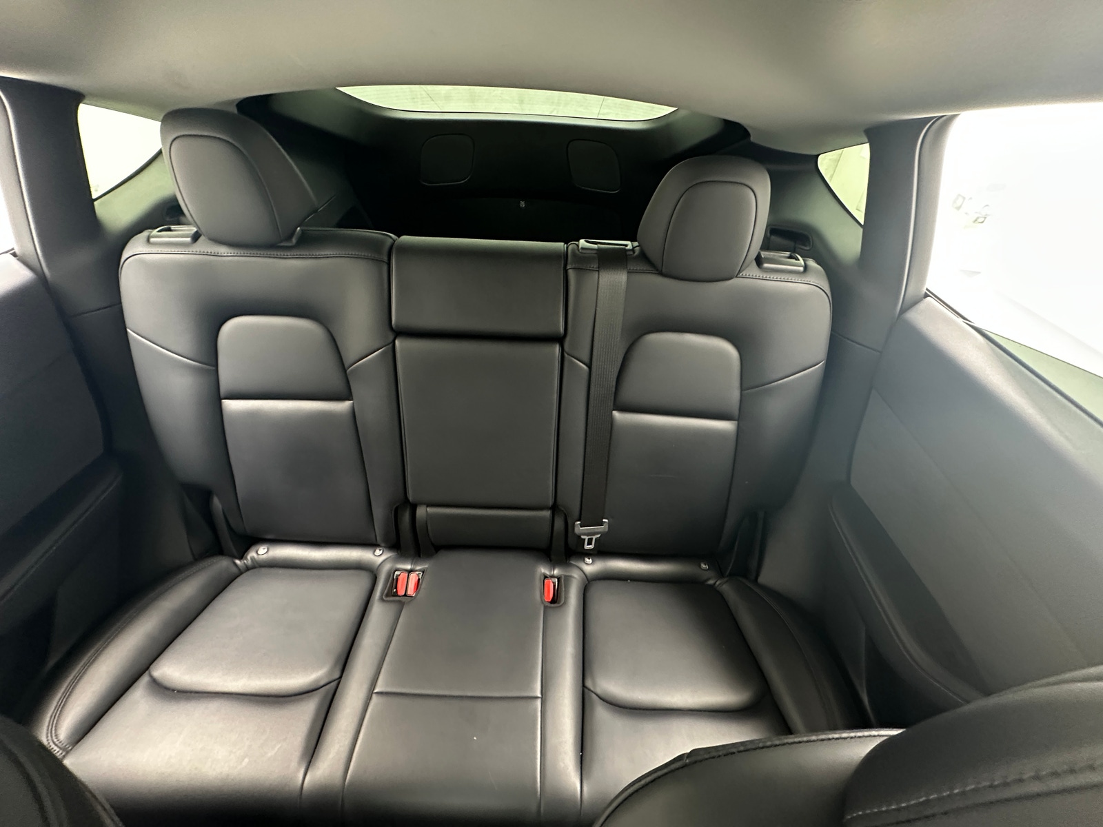 Thumbnail: 2022 Tesla Model Y - 4