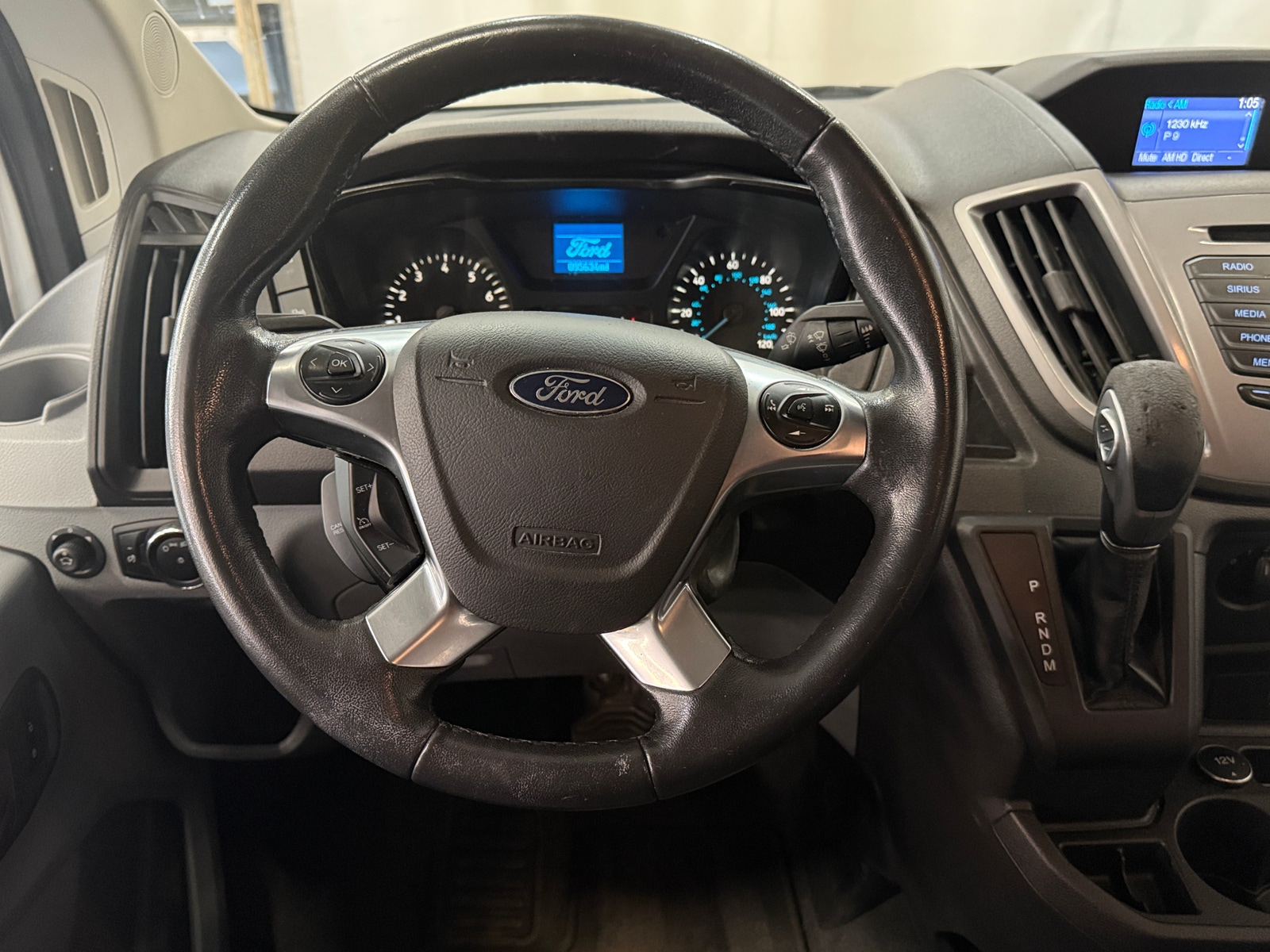 Thumbnail: 2016 Ford Transit Series - 5