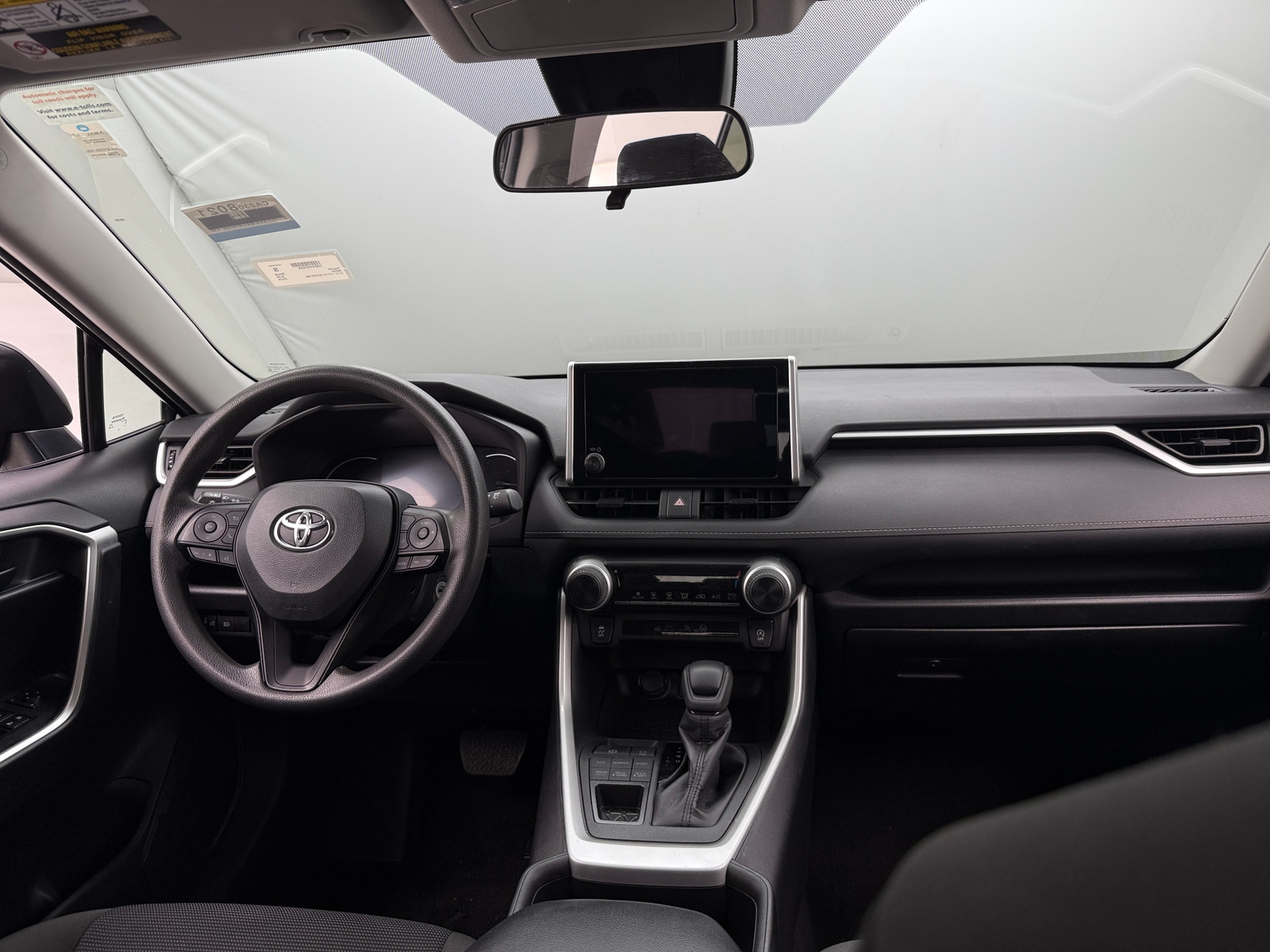 Thumbnail: 2024 Toyota RAV4 - 3