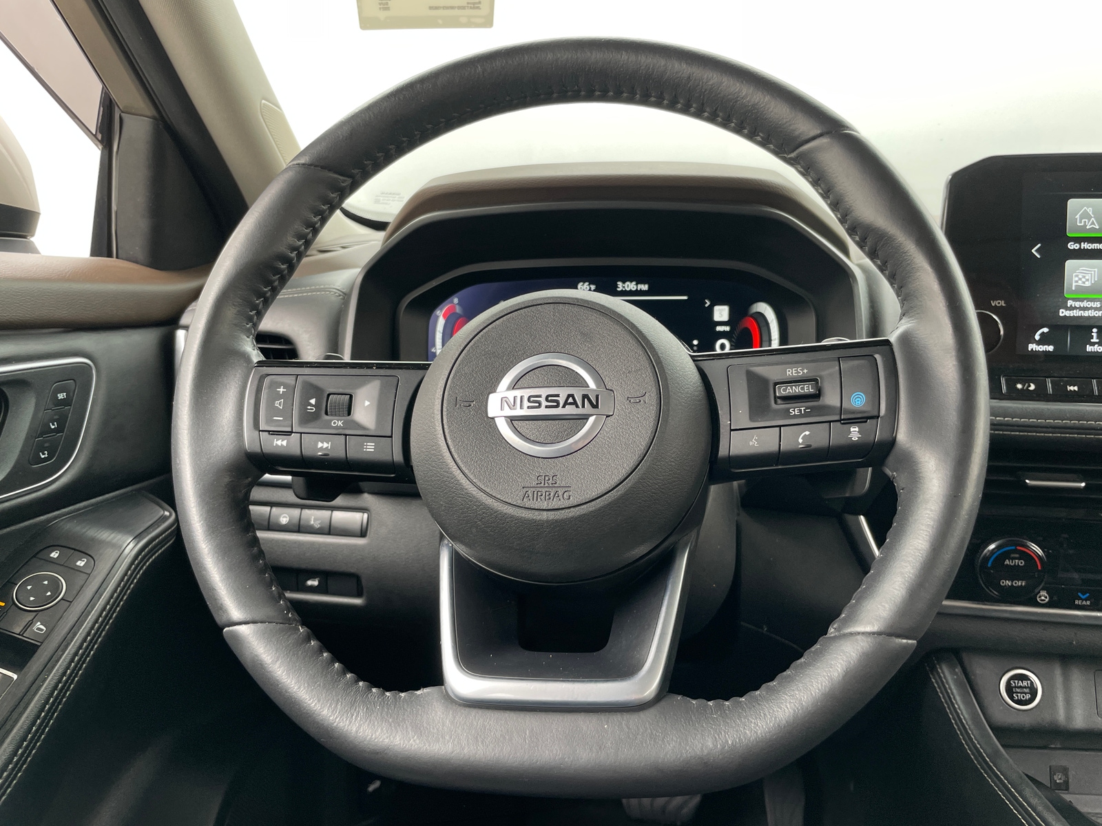 Thumbnail: 2021 Nissan Rogue - 4
