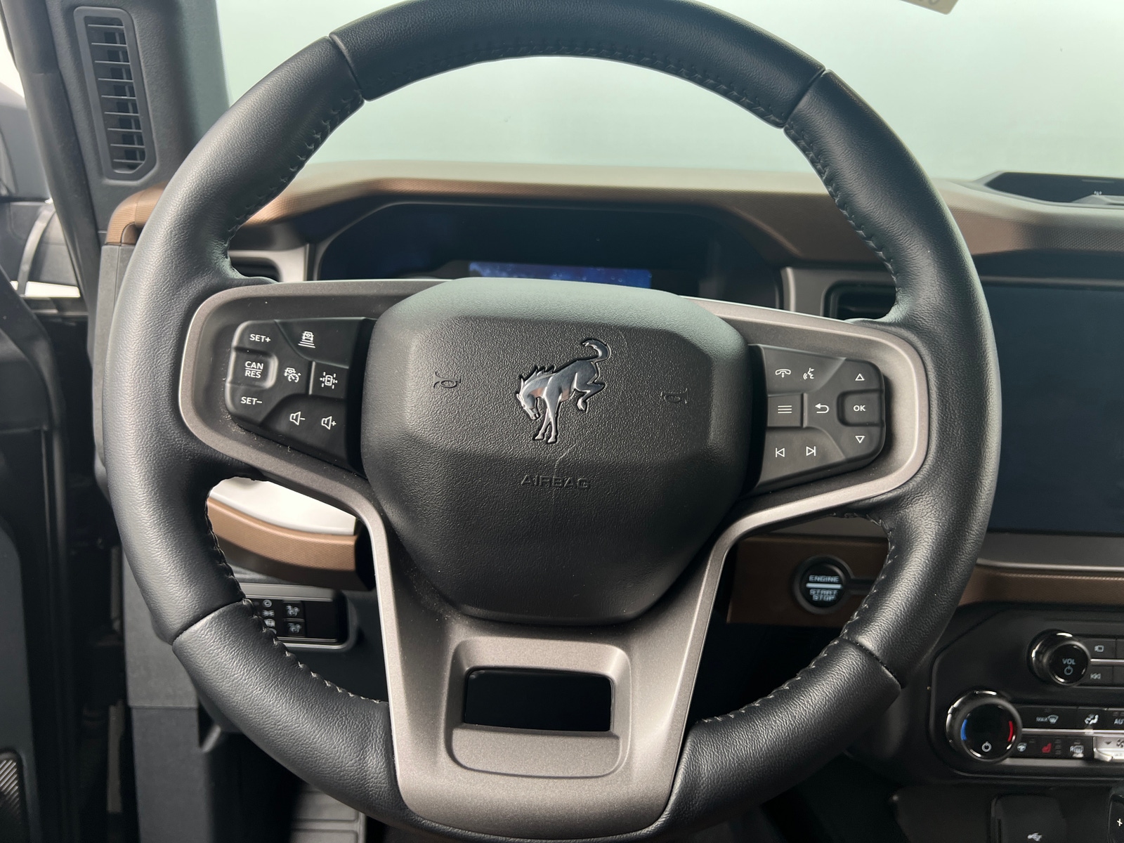 Thumbnail: 2023 Ford Bronco - 5