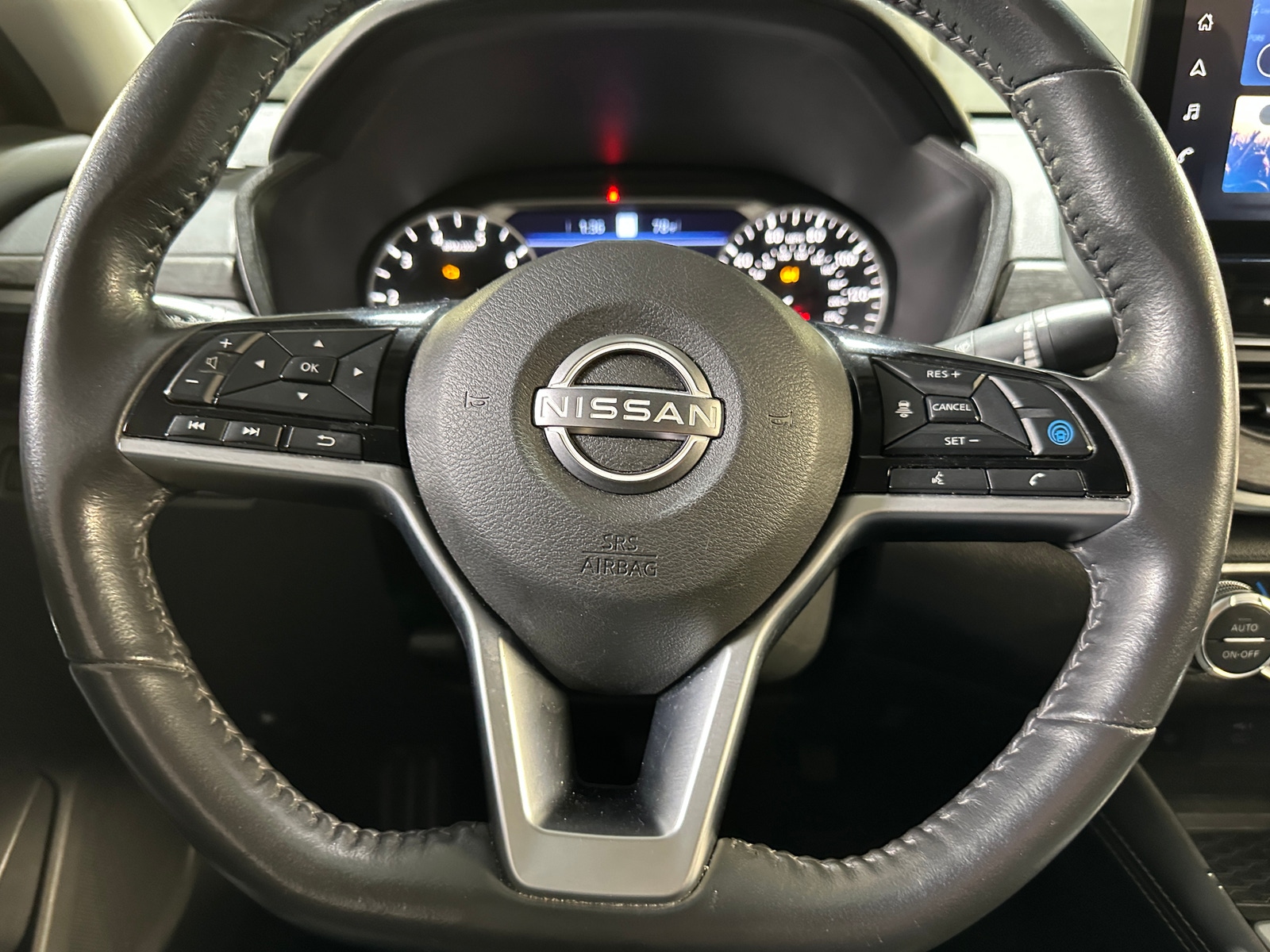 Thumbnail: 2023 Nissan Altima - 4