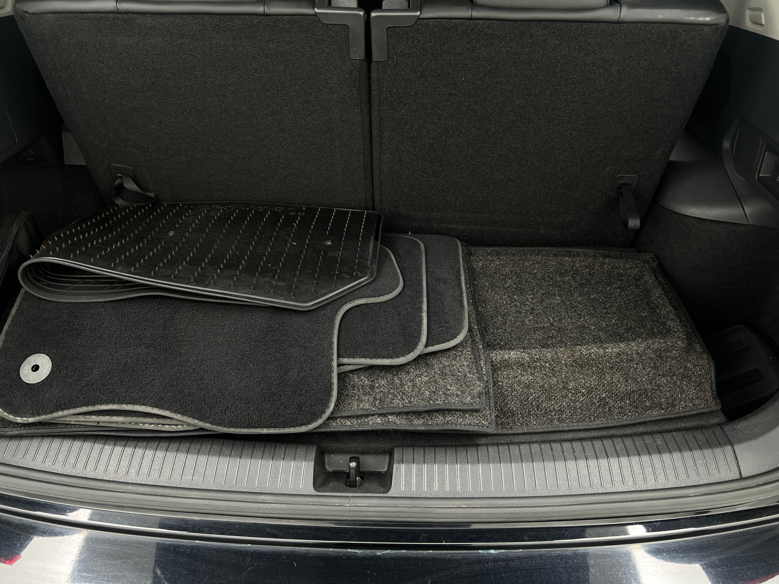 Thumbnail: 2019 Volkswagen Tiguan - 6