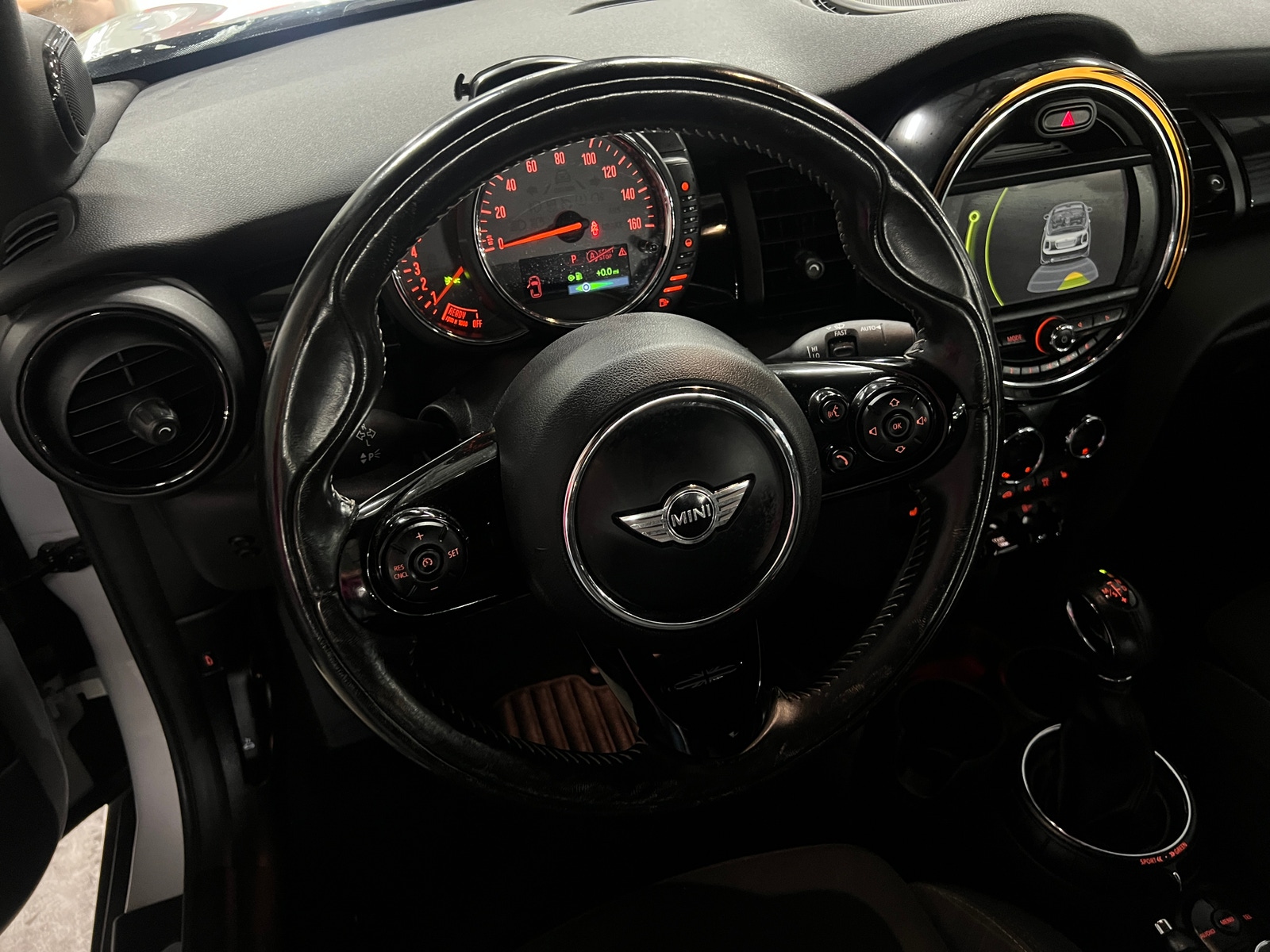 Thumbnail: 2017 MINI Cooper Convertible - 5