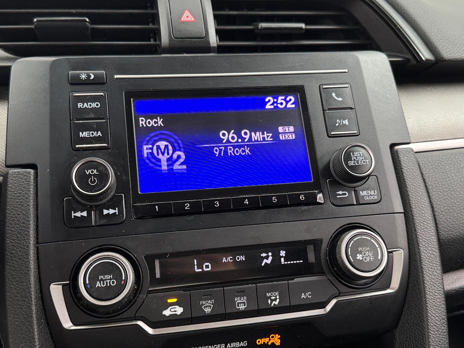 Thumbnail: 2019 Honda Civic - 4
