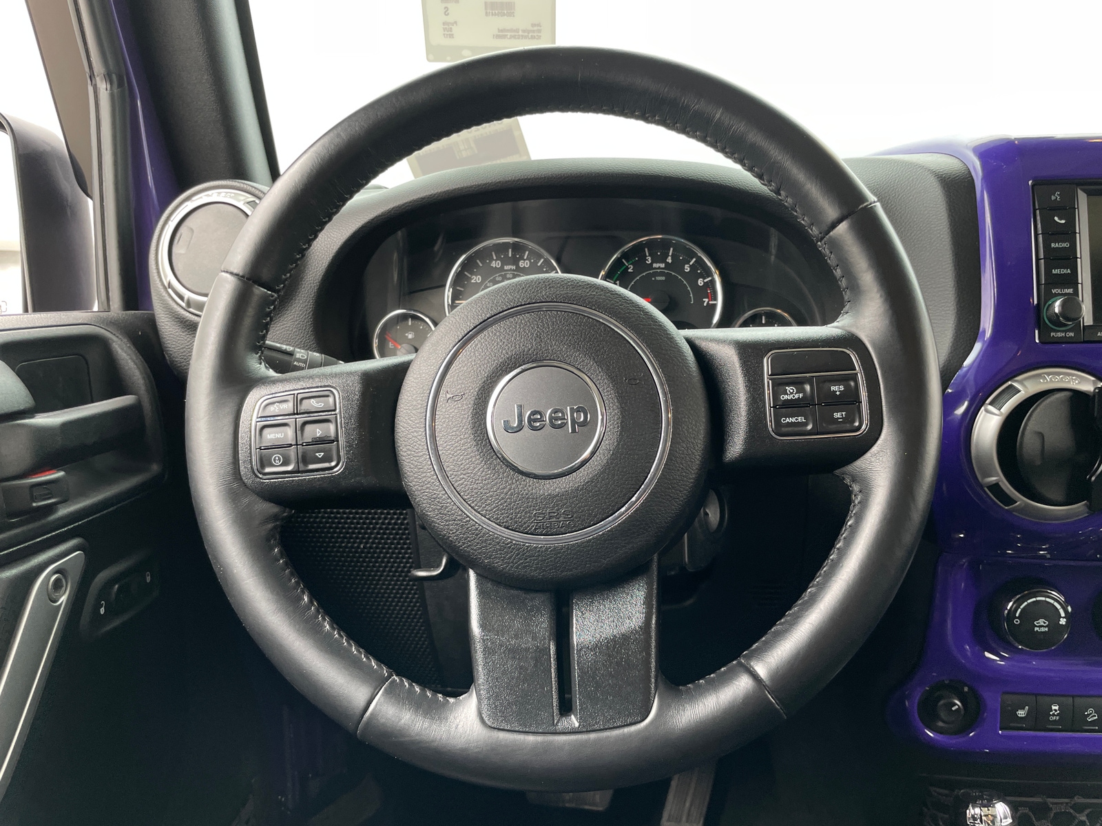 Thumbnail: 2017 Jeep Wrangler - 5