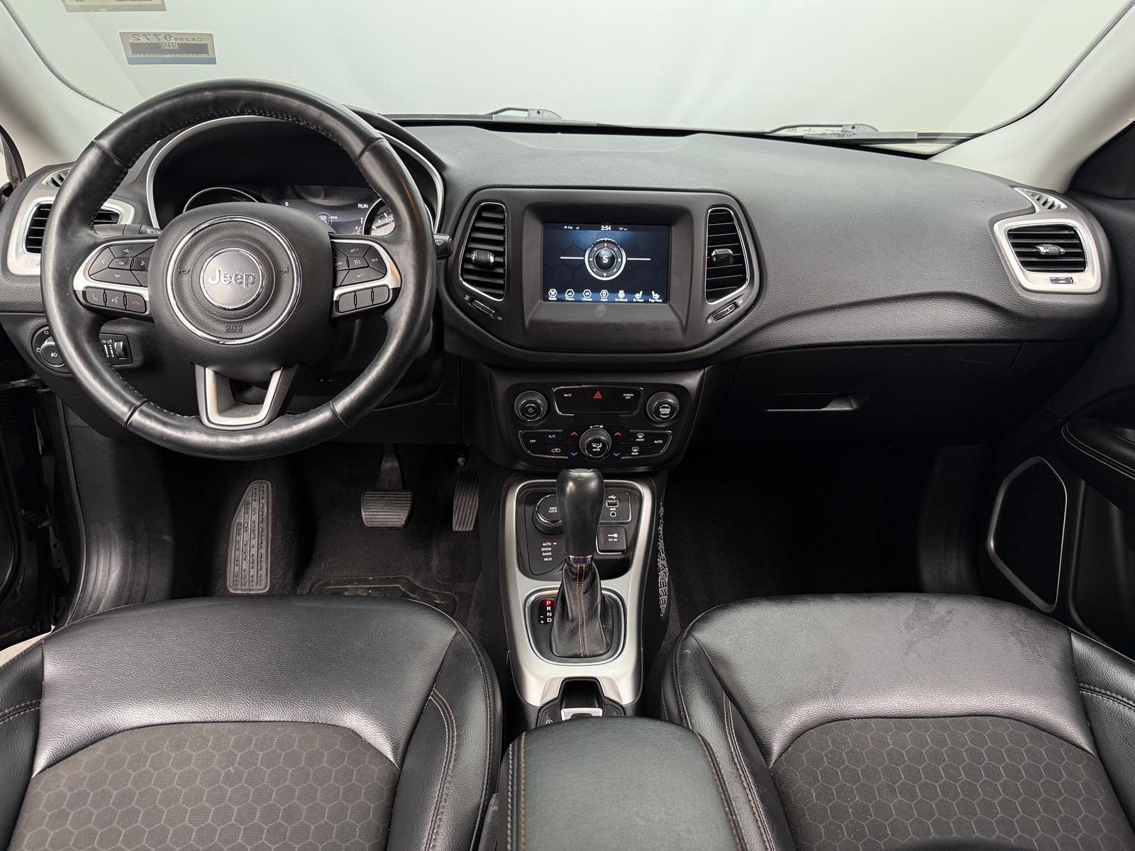 Thumbnail: 2018 Jeep Compass - 3