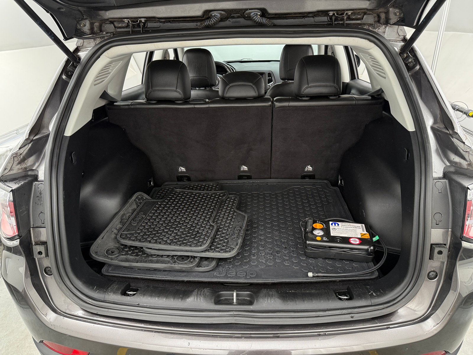 Thumbnail: 2018 Jeep Compass - 7