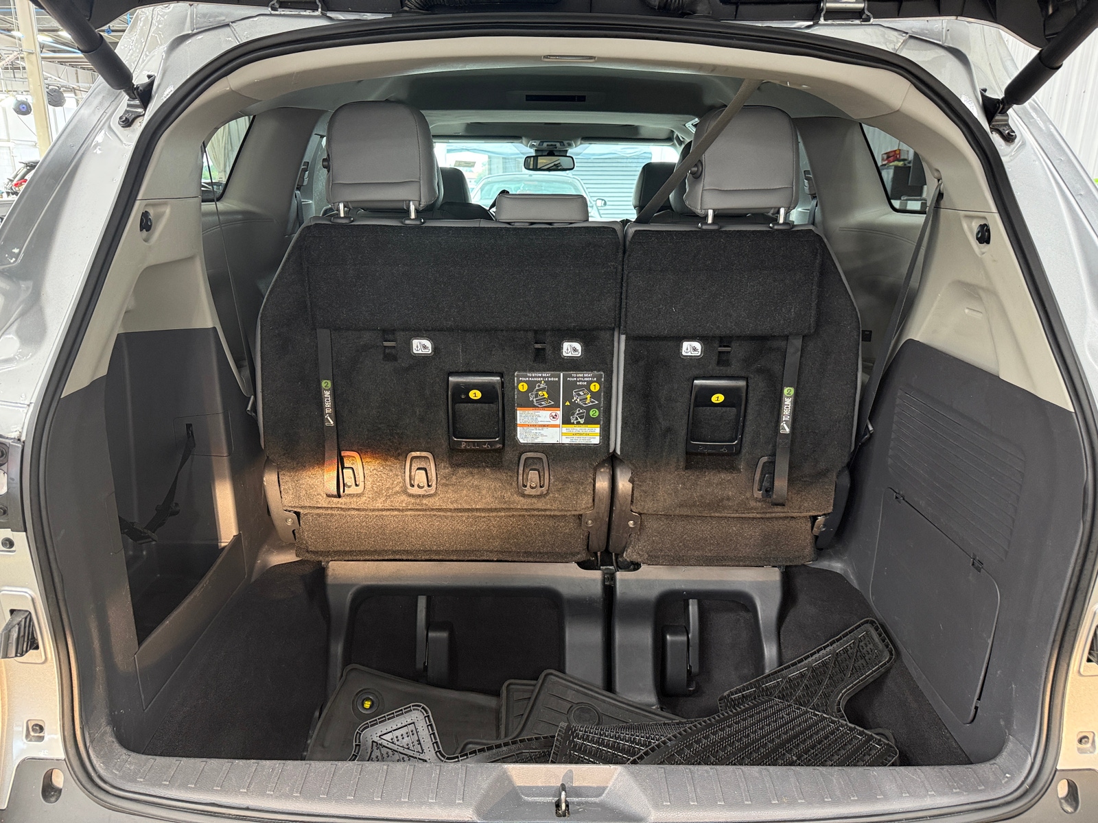 Thumbnail: 2024 Toyota Sienna - 6