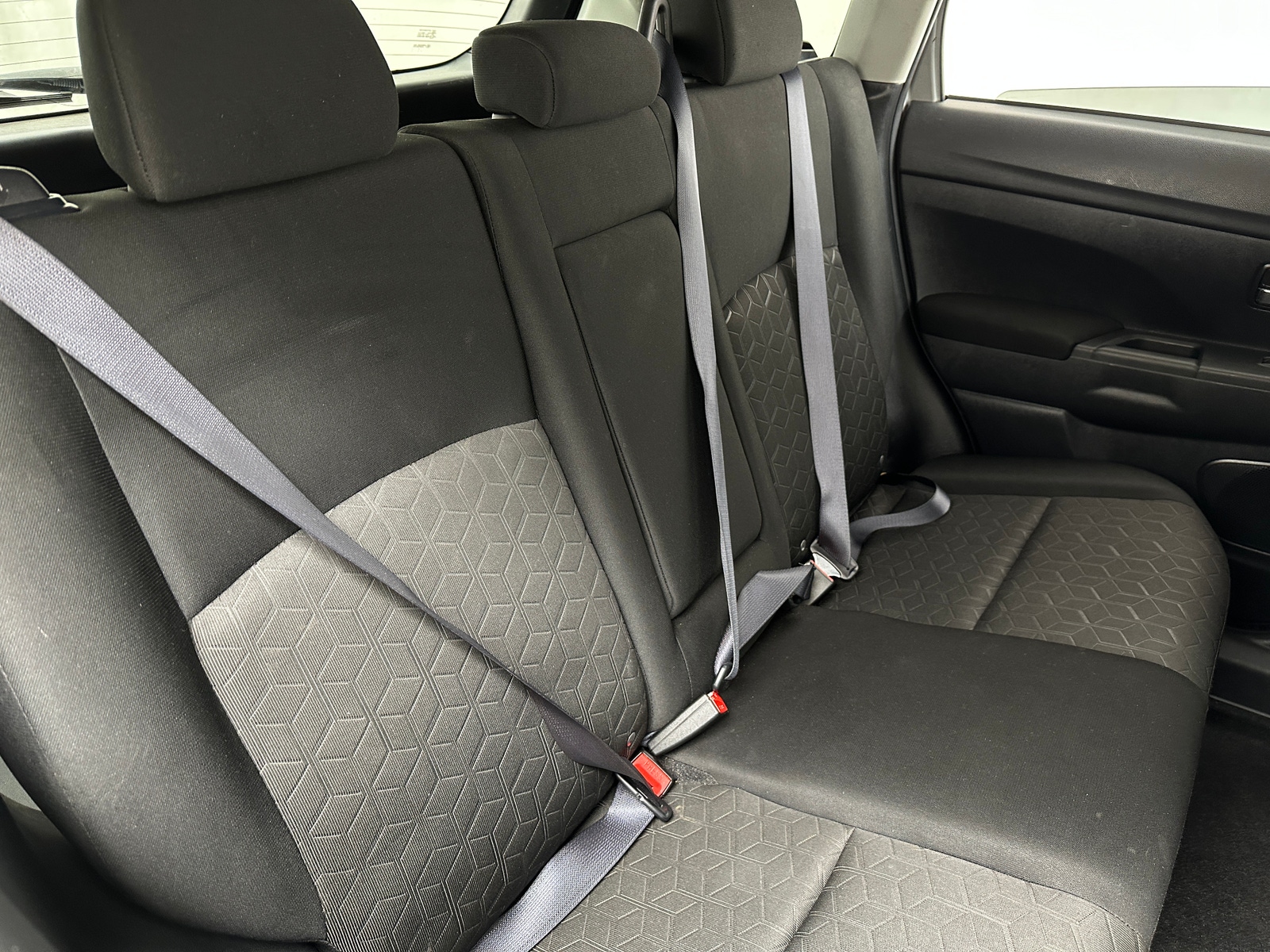 Thumbnail: 2021 Mitsubishi Outlander Sport - 6