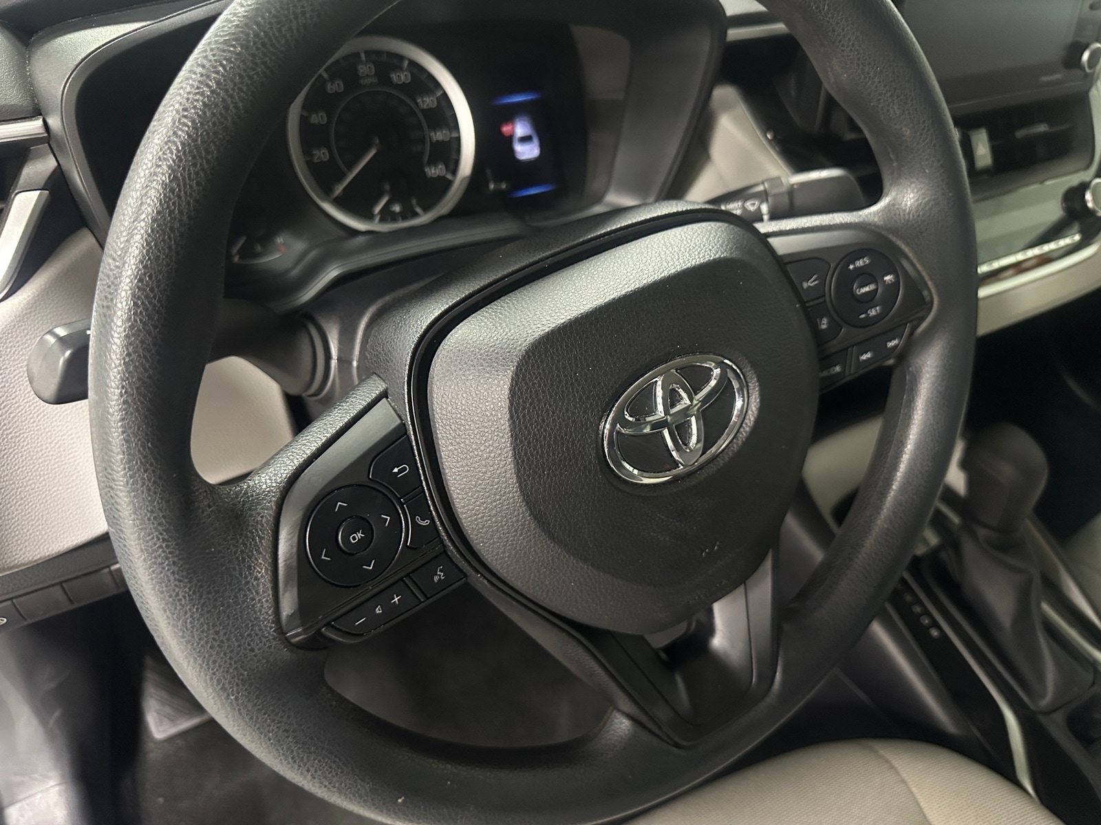 Thumbnail: 2022 Toyota Corolla - 5