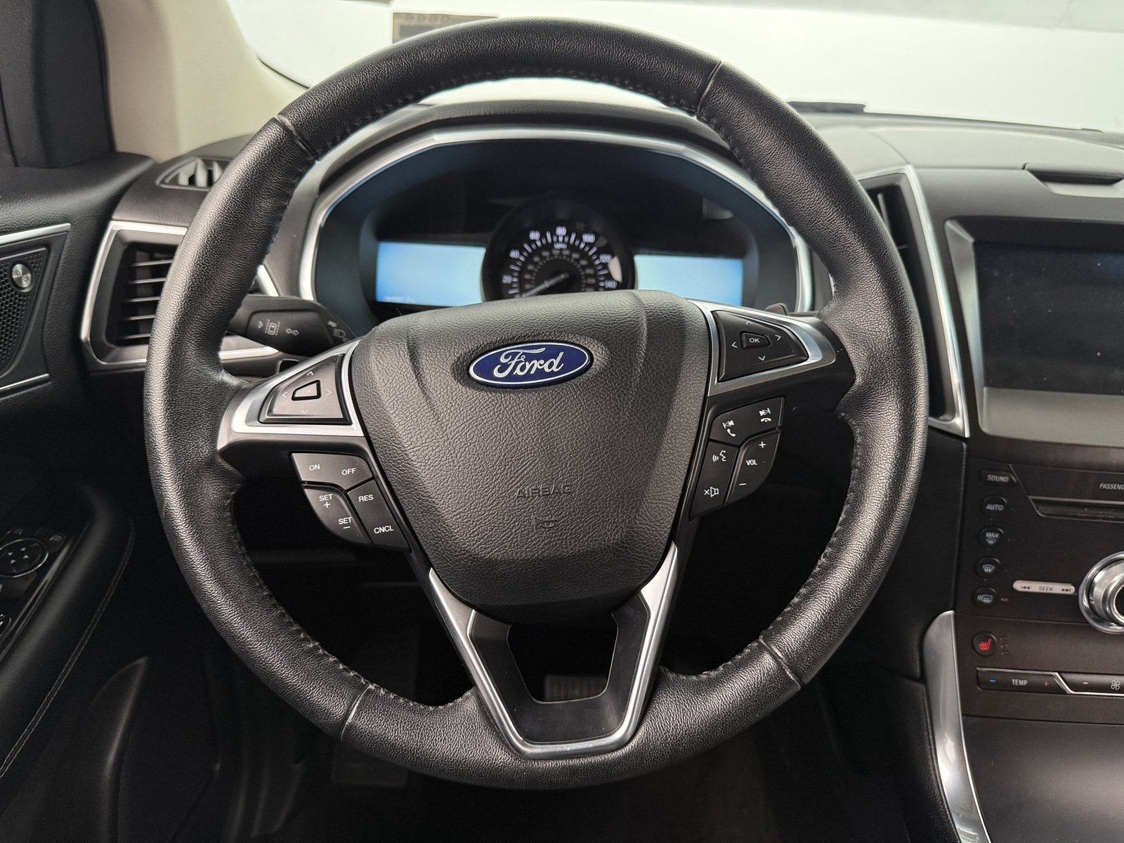Thumbnail: 2019 Ford Edge - 4