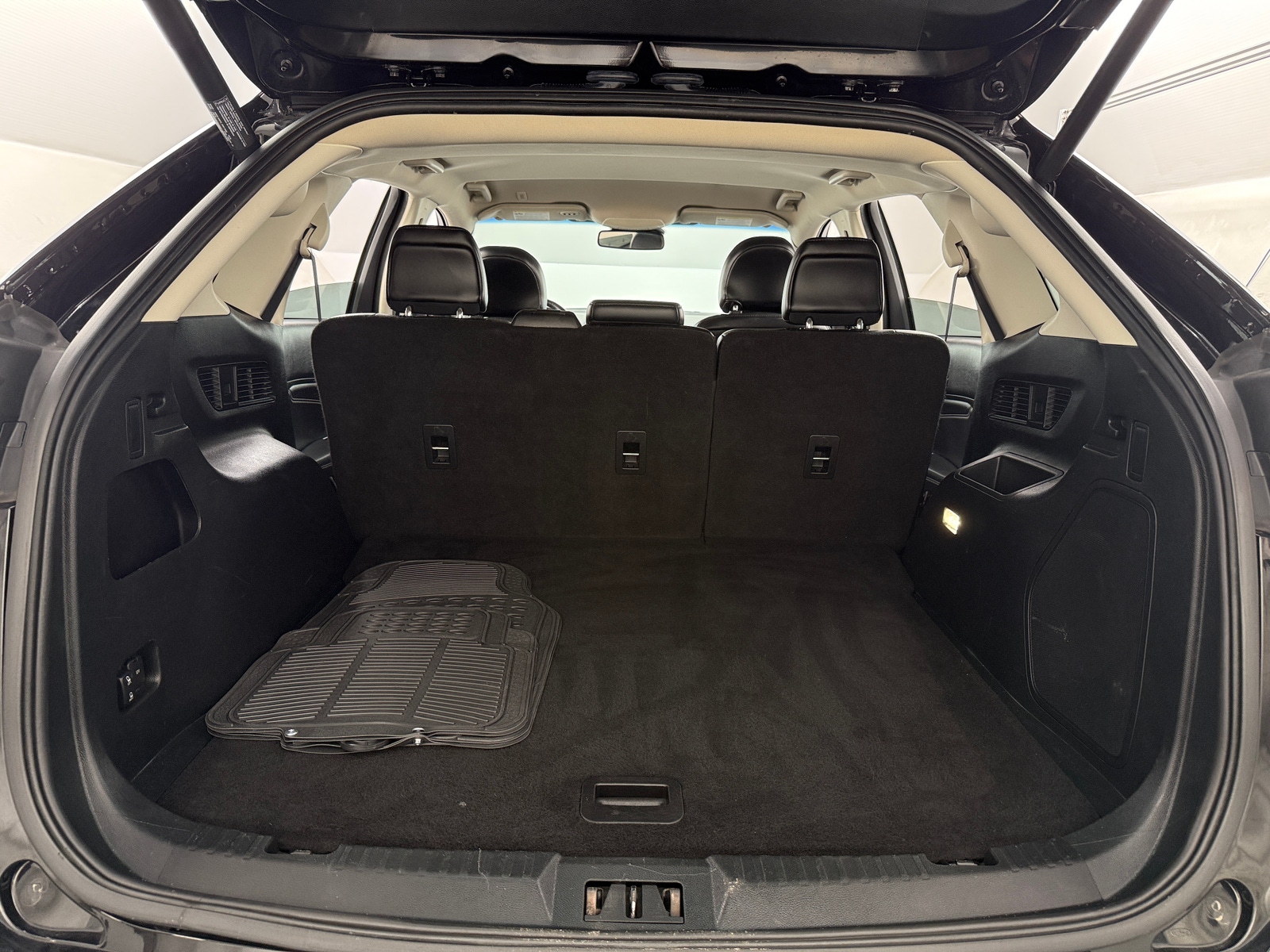 Thumbnail: 2019 Ford Edge - 6