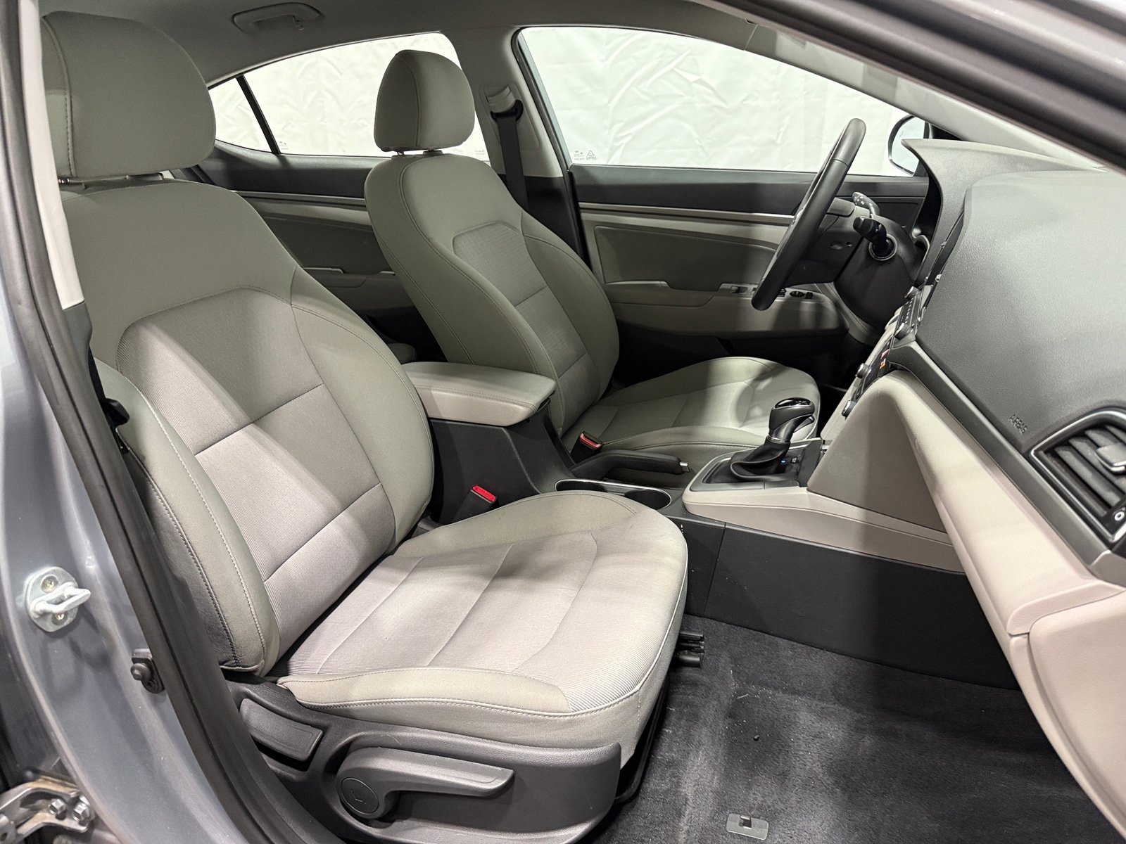 Thumbnail: 2017 Hyundai Elantra - 2