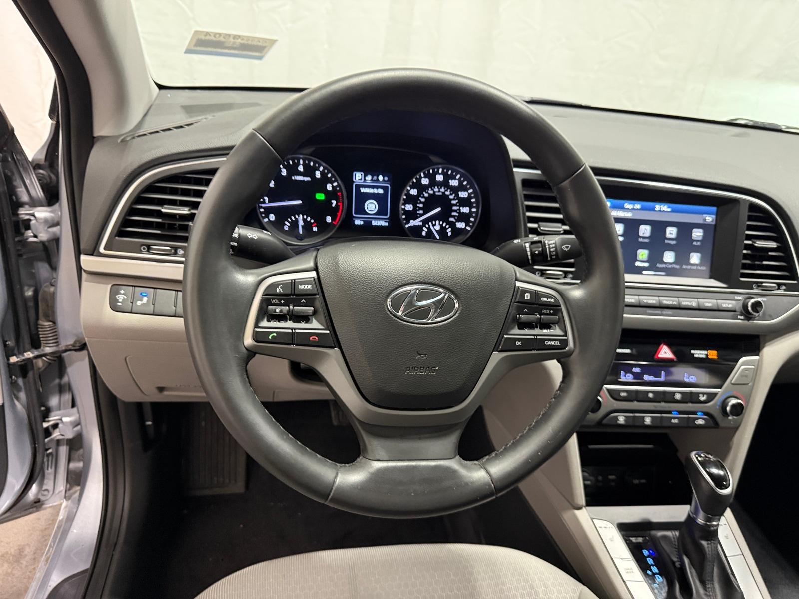 Thumbnail: 2017 Hyundai Elantra - 5