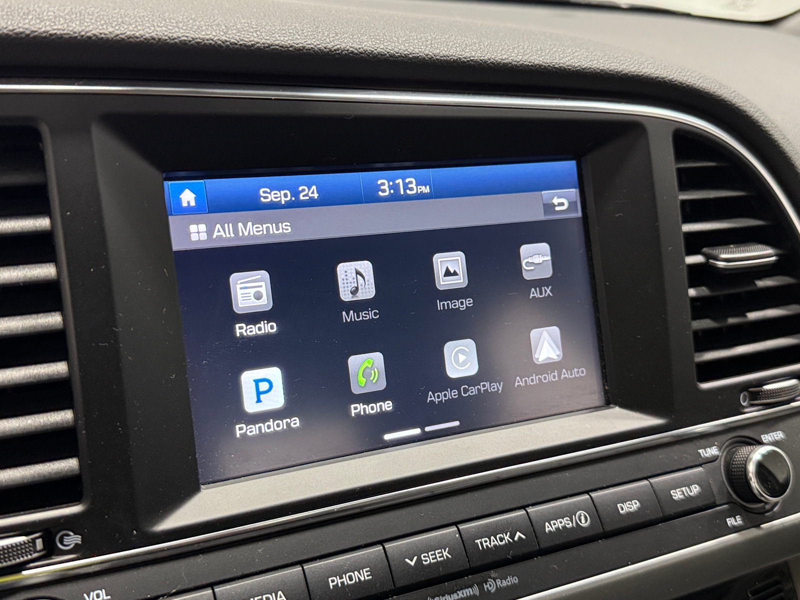 Thumbnail: 2017 Hyundai Elantra - 4
