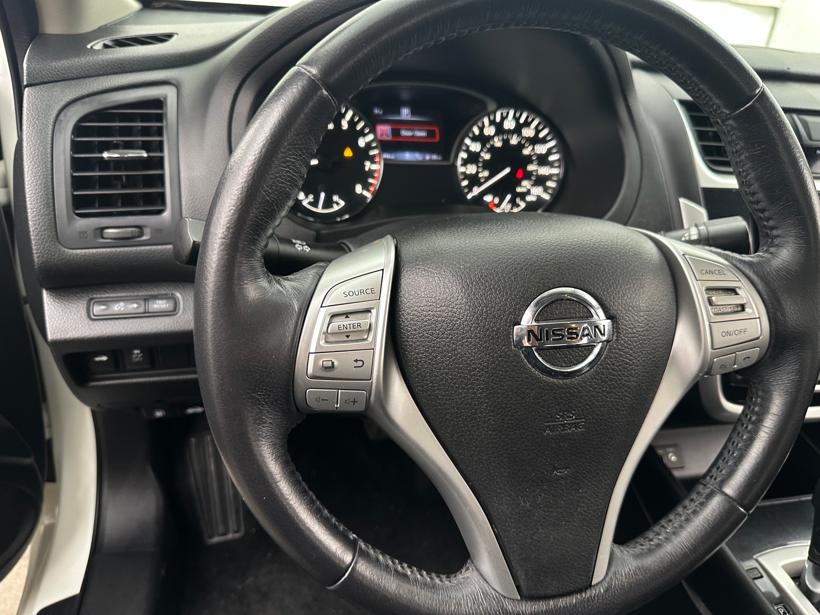 Thumbnail: 2018 Nissan Altima - 5