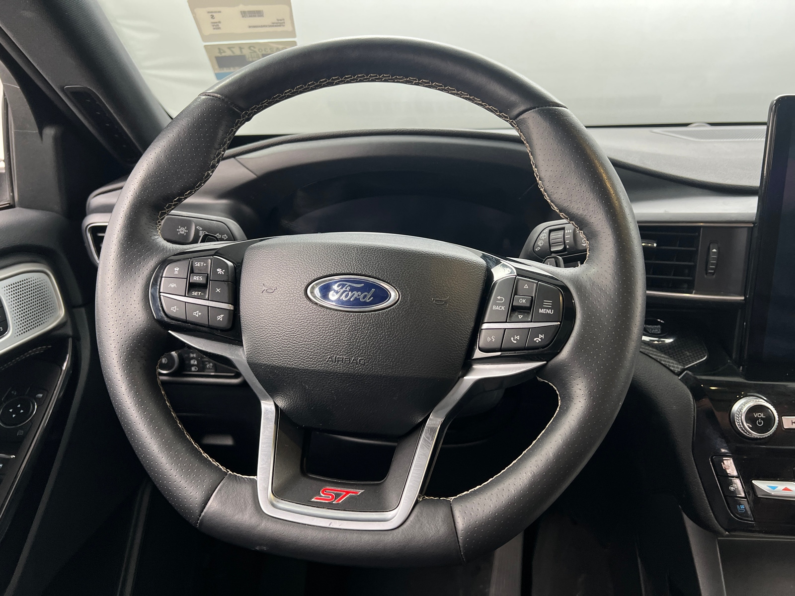 Thumbnail: 2024 Ford Explorer - 4