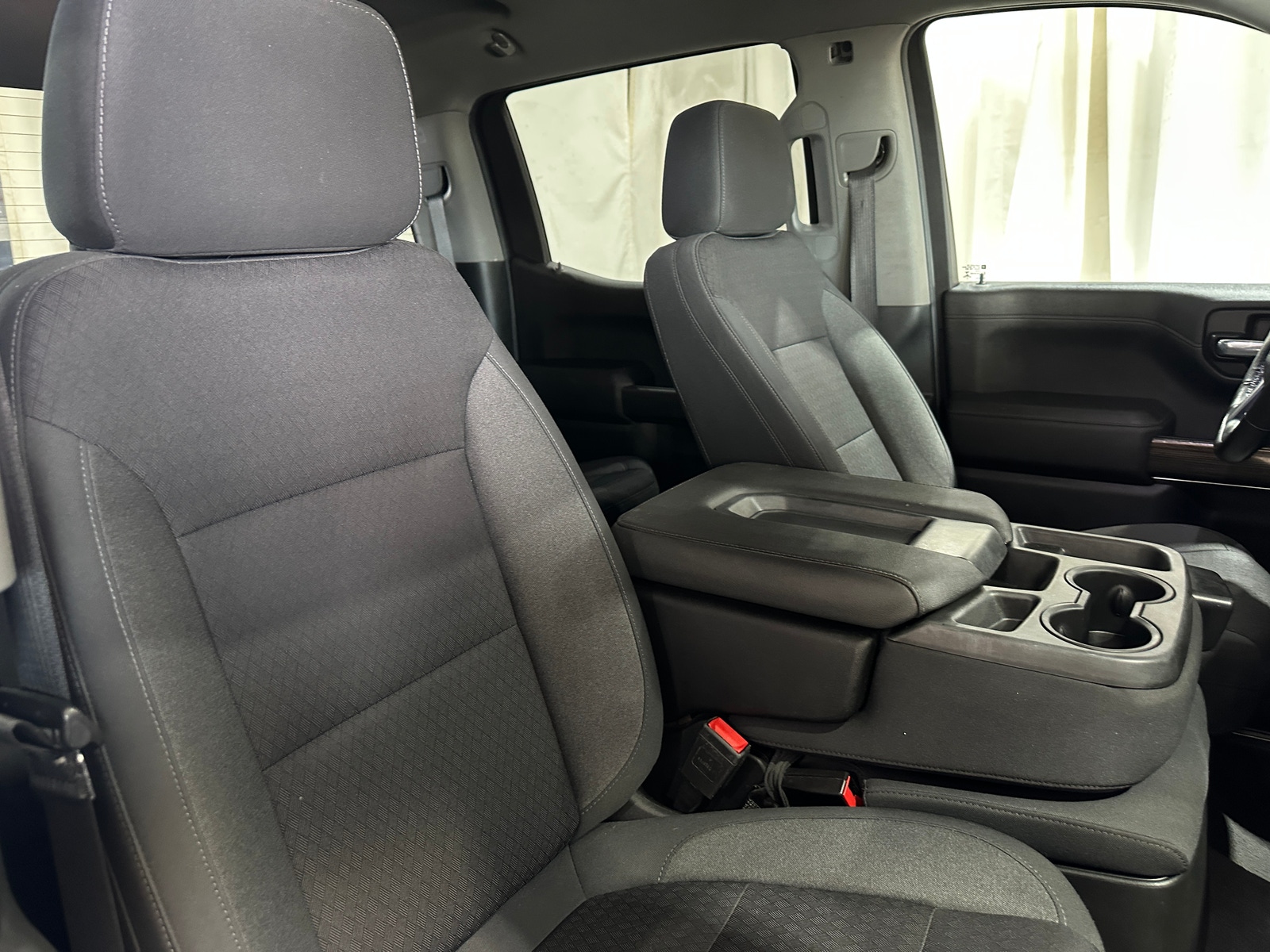 Thumbnail: 2022 Chevrolet Silverado 1500 - 2