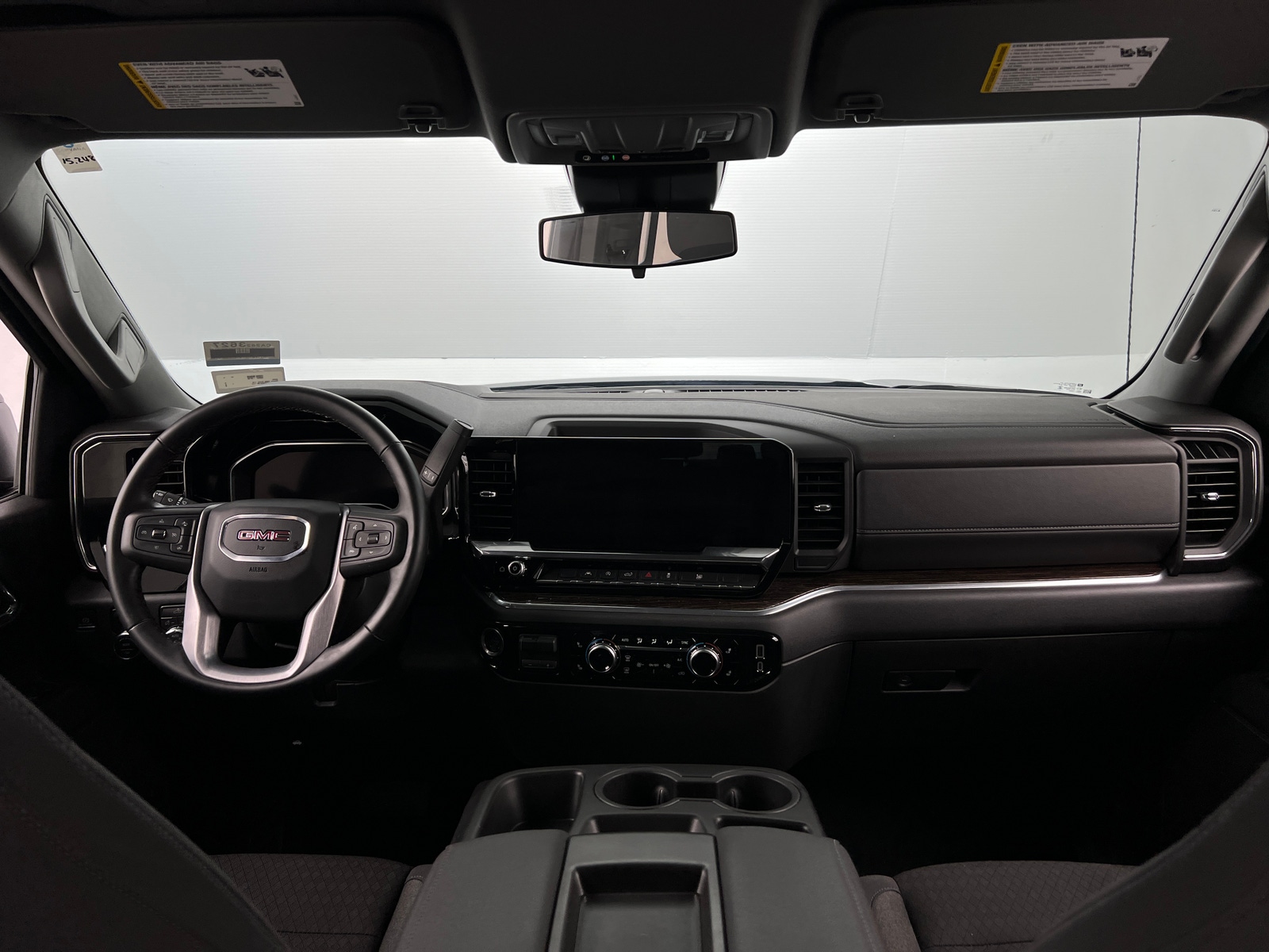 Thumbnail: 2025 GMC Sierra 1500 - 3