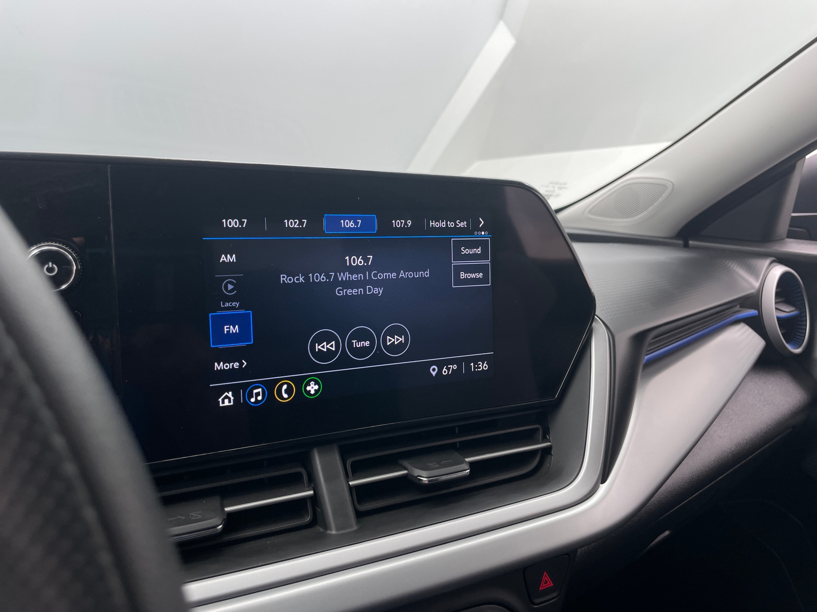 Thumbnail: 2025 Chevrolet Trax - 4