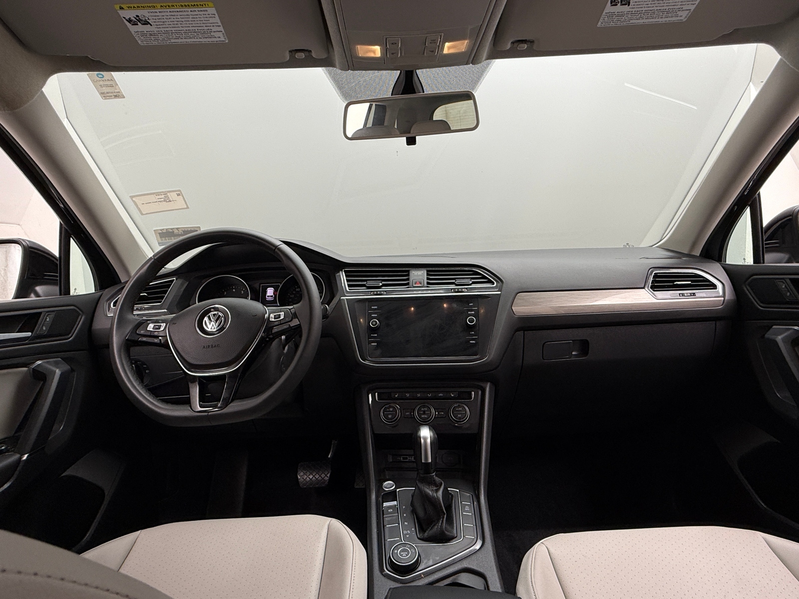 Thumbnail: 2020 Volkswagen Tiguan - 2
