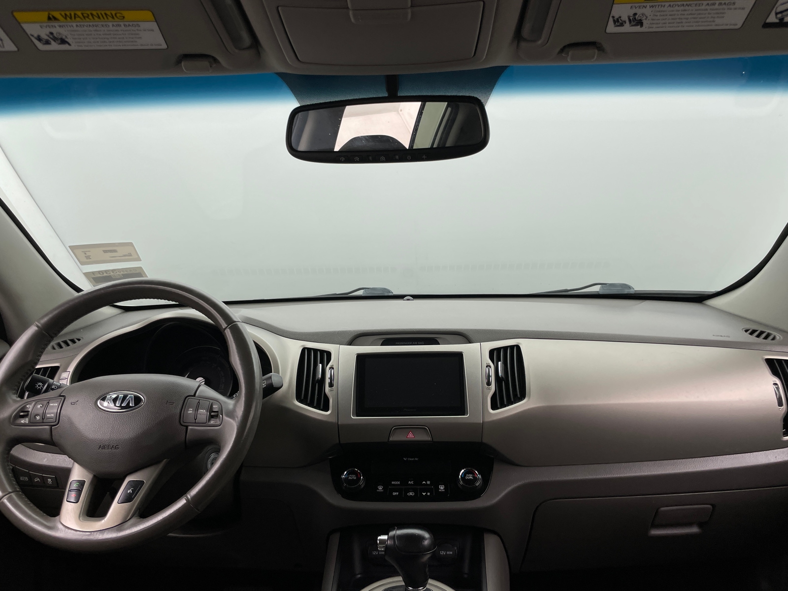 Thumbnail: 2015 Kia Sportage - 3