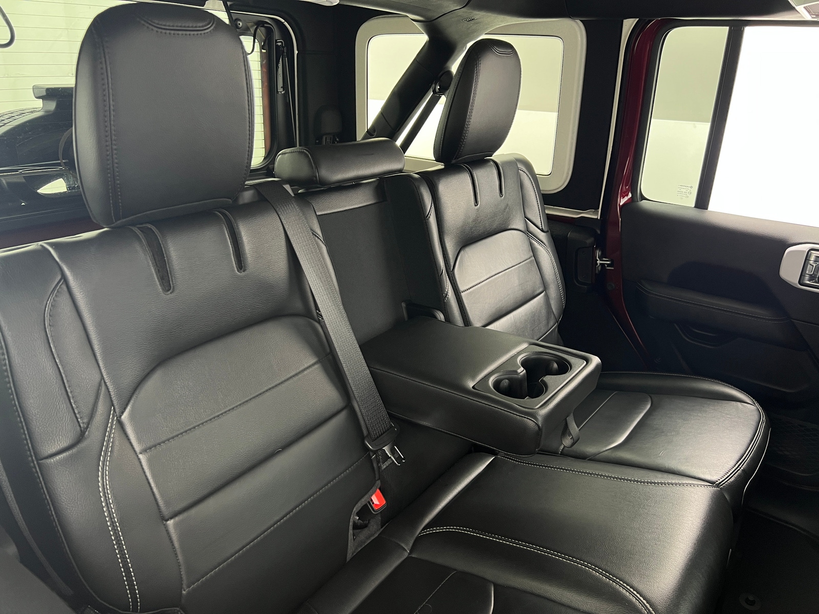 Thumbnail: 2021 Jeep Wrangler - 5