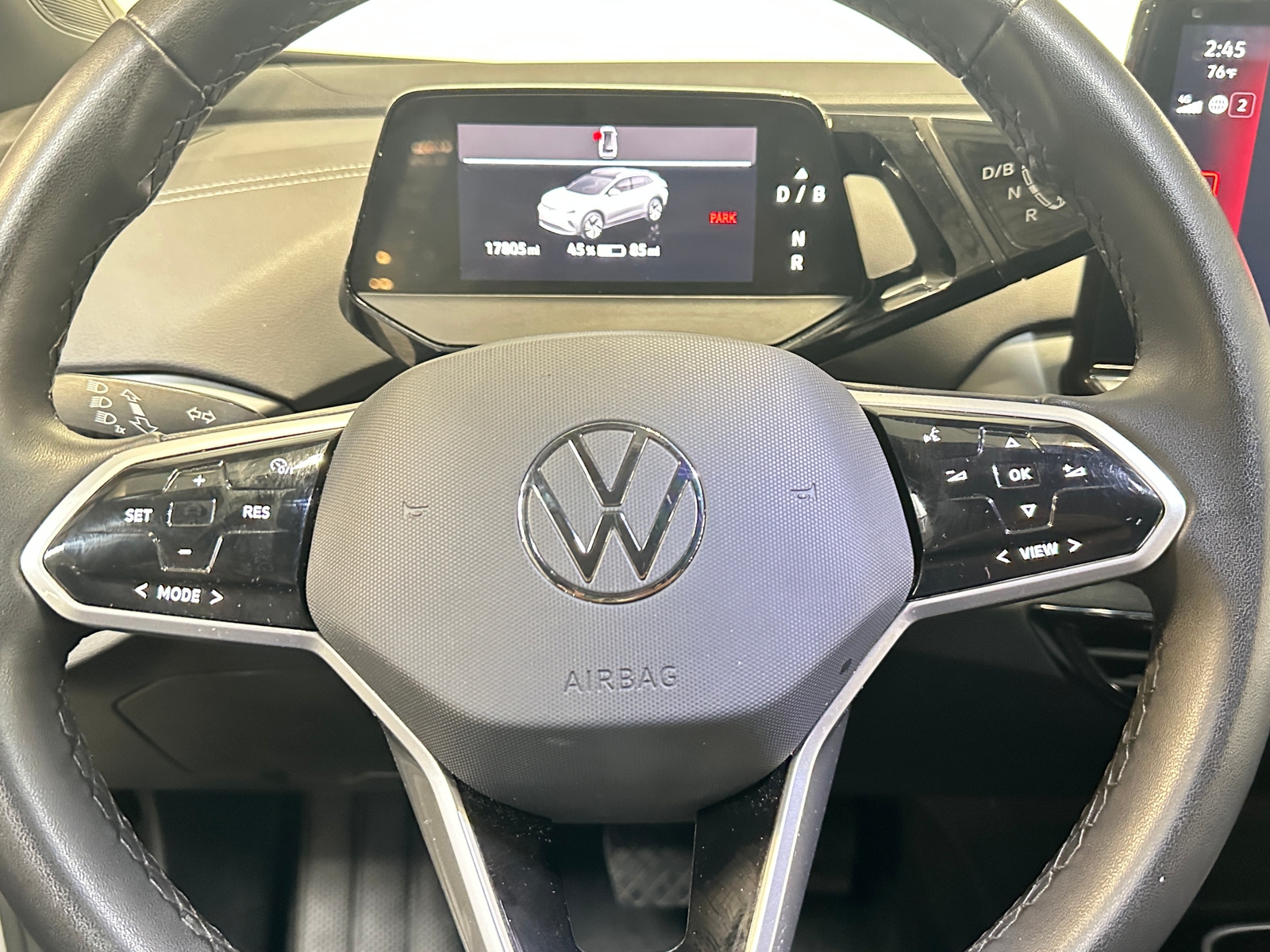 Thumbnail: 2023 Volkswagen ID.4 - 5