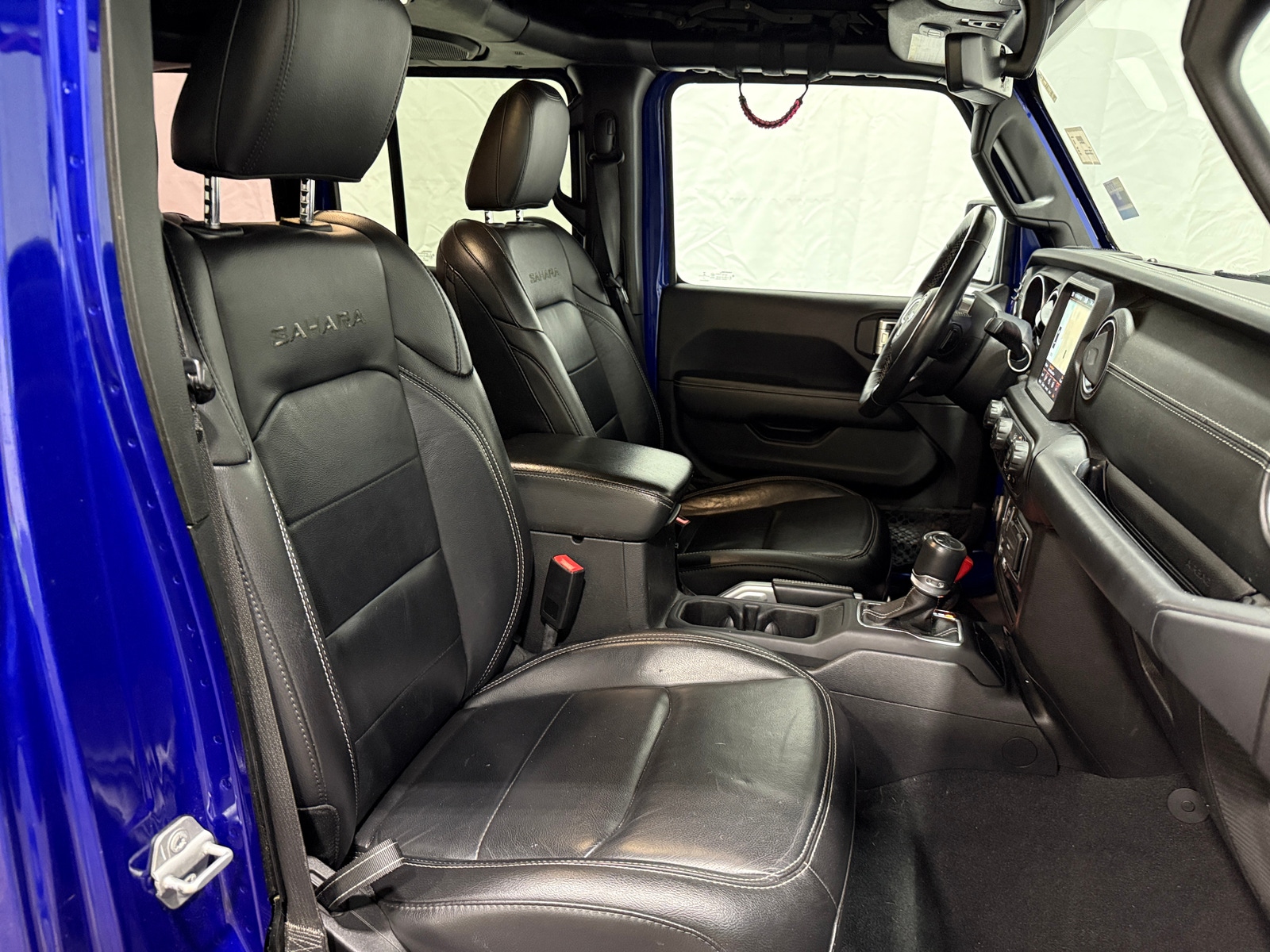 Thumbnail: 2019 Jeep Wrangler - 2