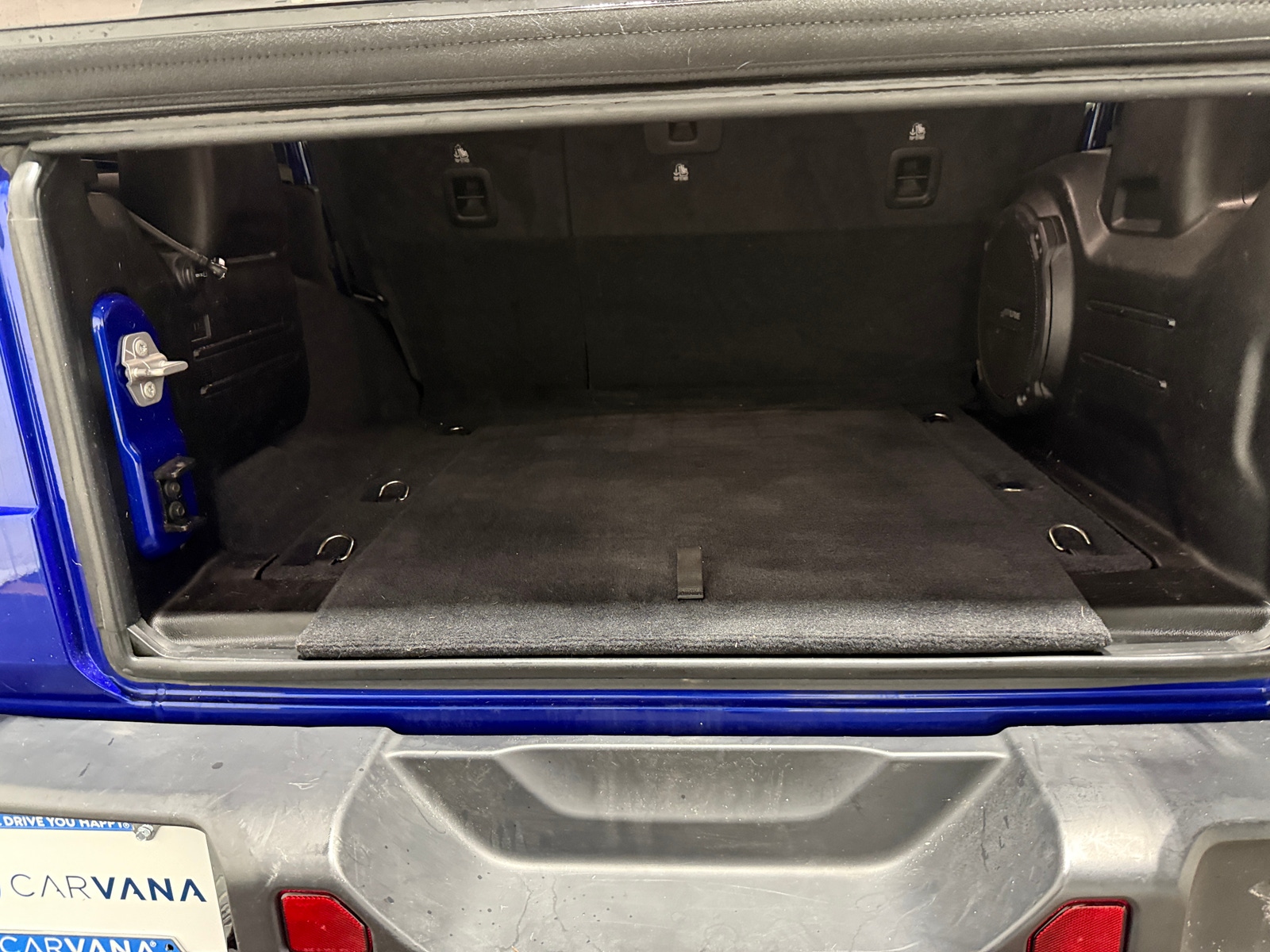 Thumbnail: 2019 Jeep Wrangler - 7