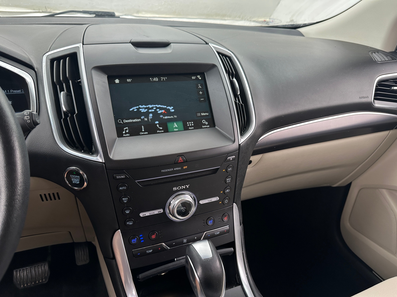 Thumbnail: 2018 Ford Edge - 3