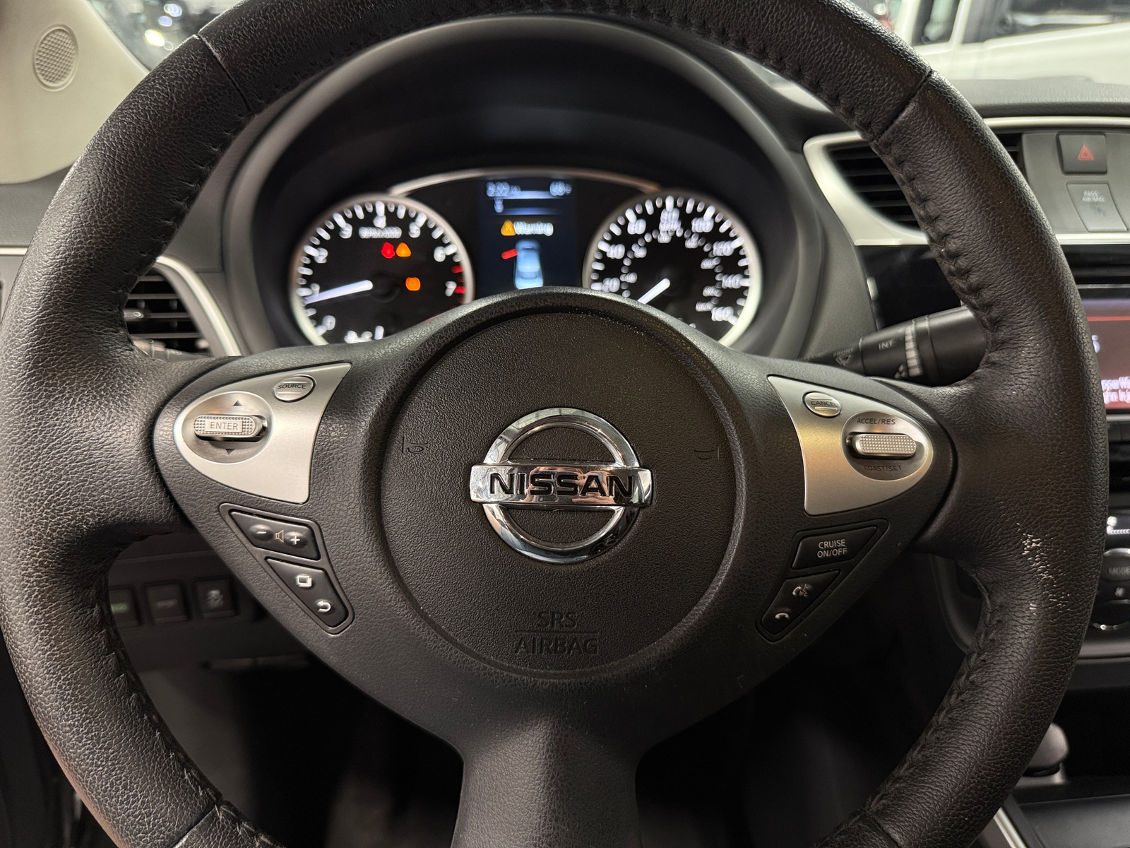 Thumbnail: 2018 Nissan Sentra - 5