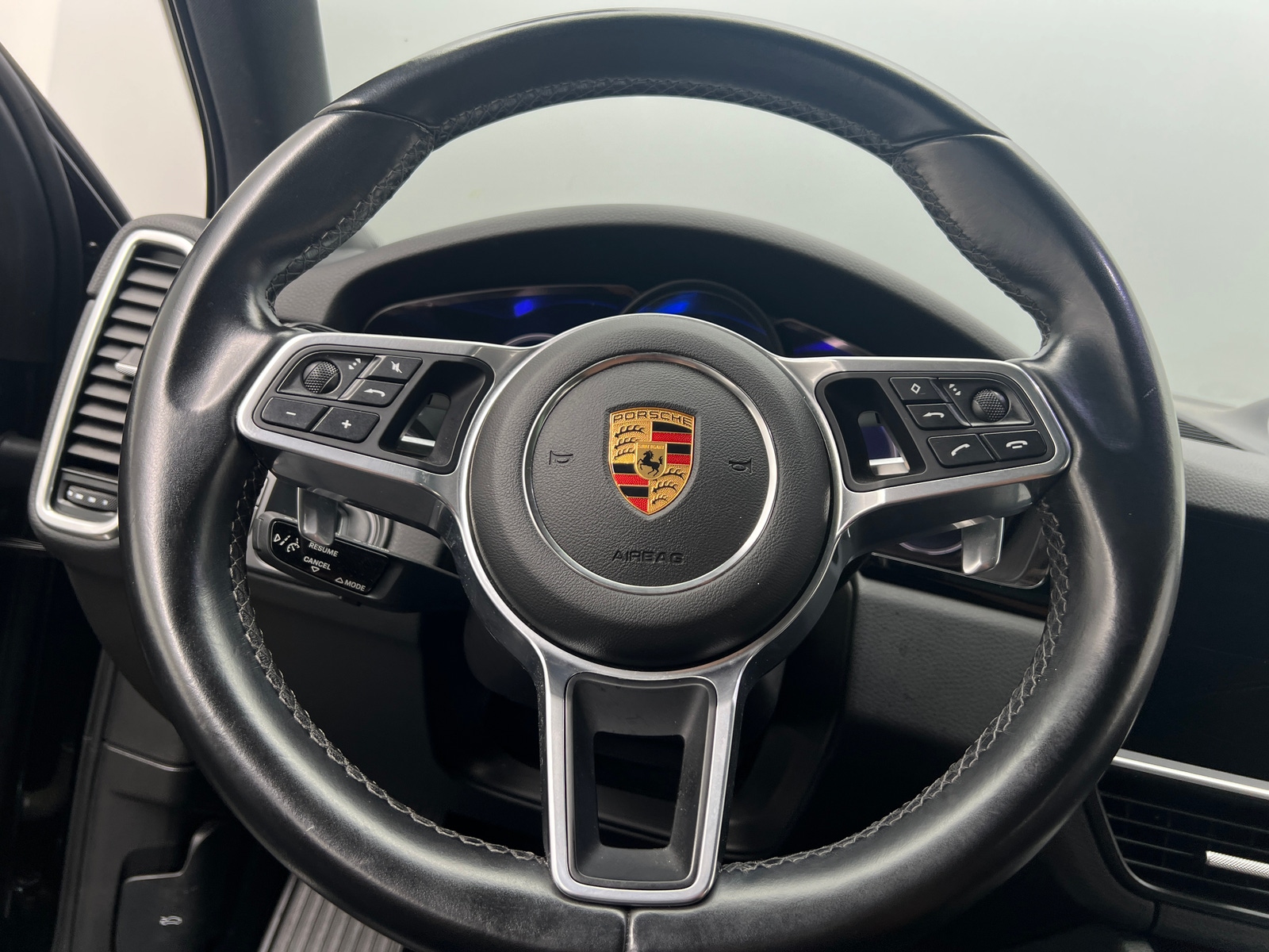 Thumbnail: 2021 Porsche Cayenne - 4