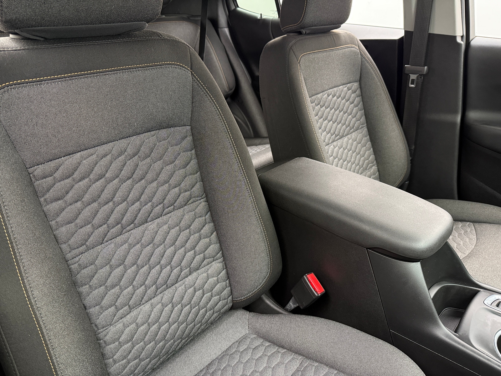 Thumbnail: 2018 Chevrolet Equinox - 2