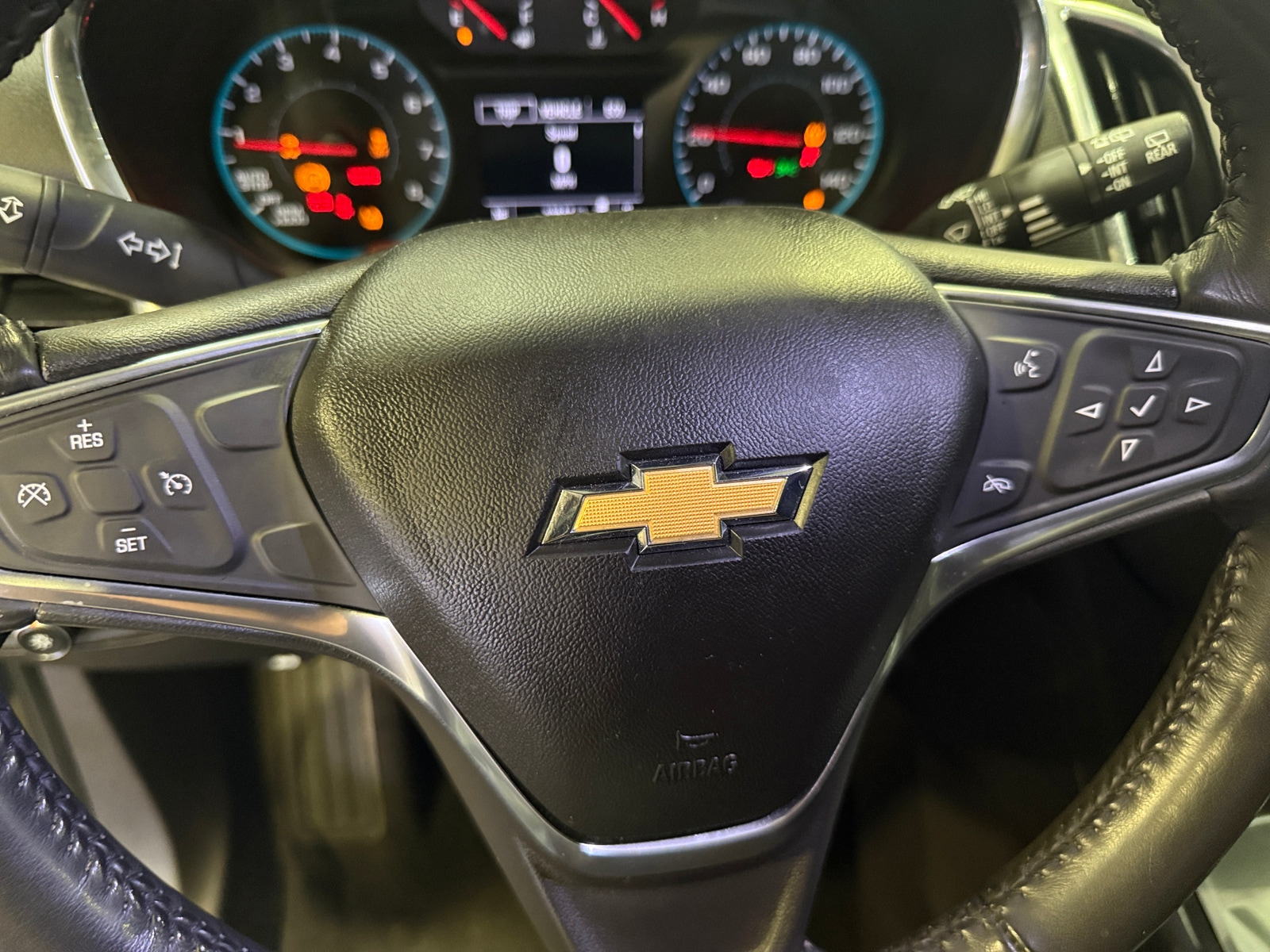 Thumbnail: 2018 Chevrolet Equinox - 5
