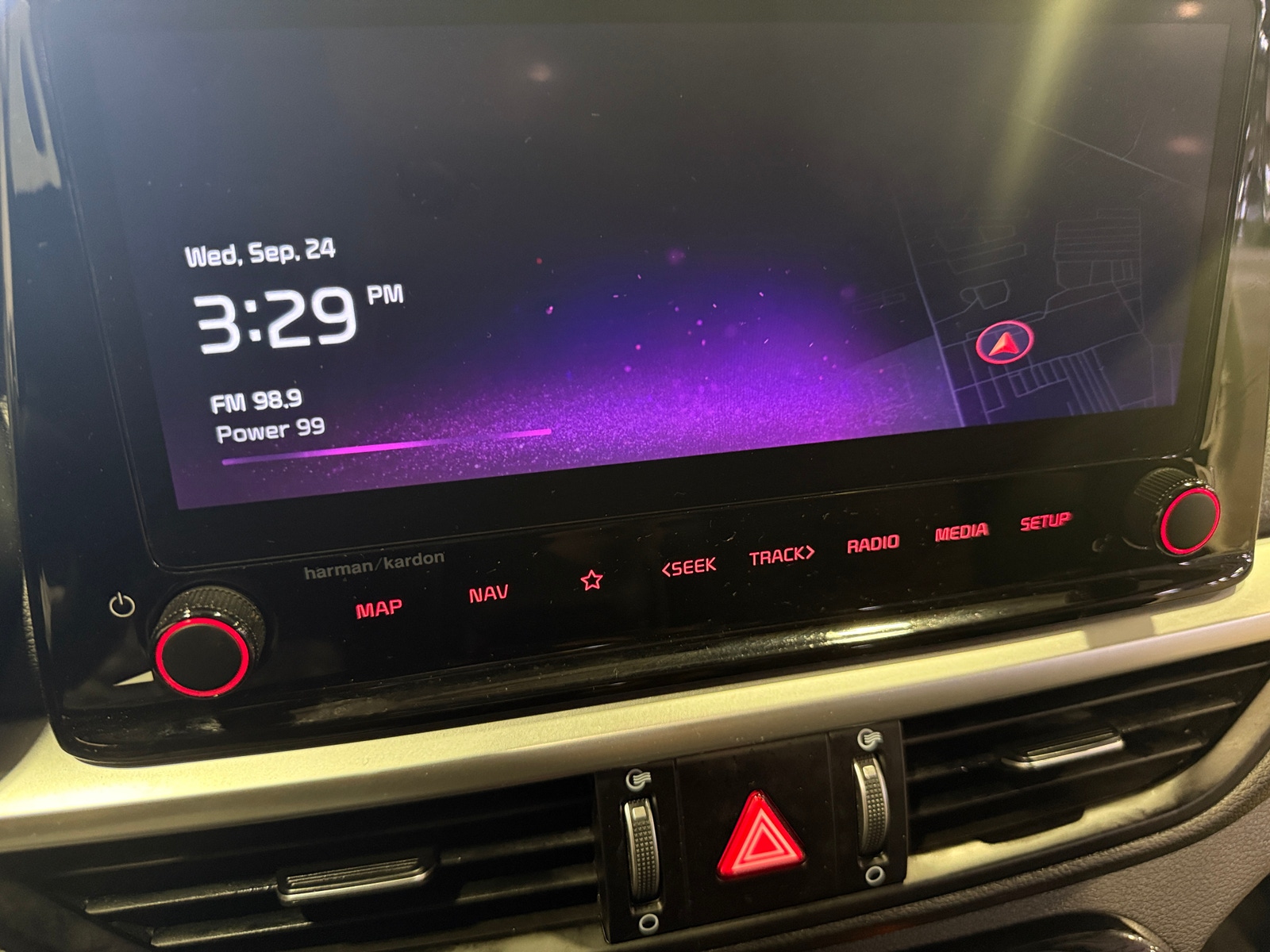 Thumbnail: 2024 Kia Forte - 3