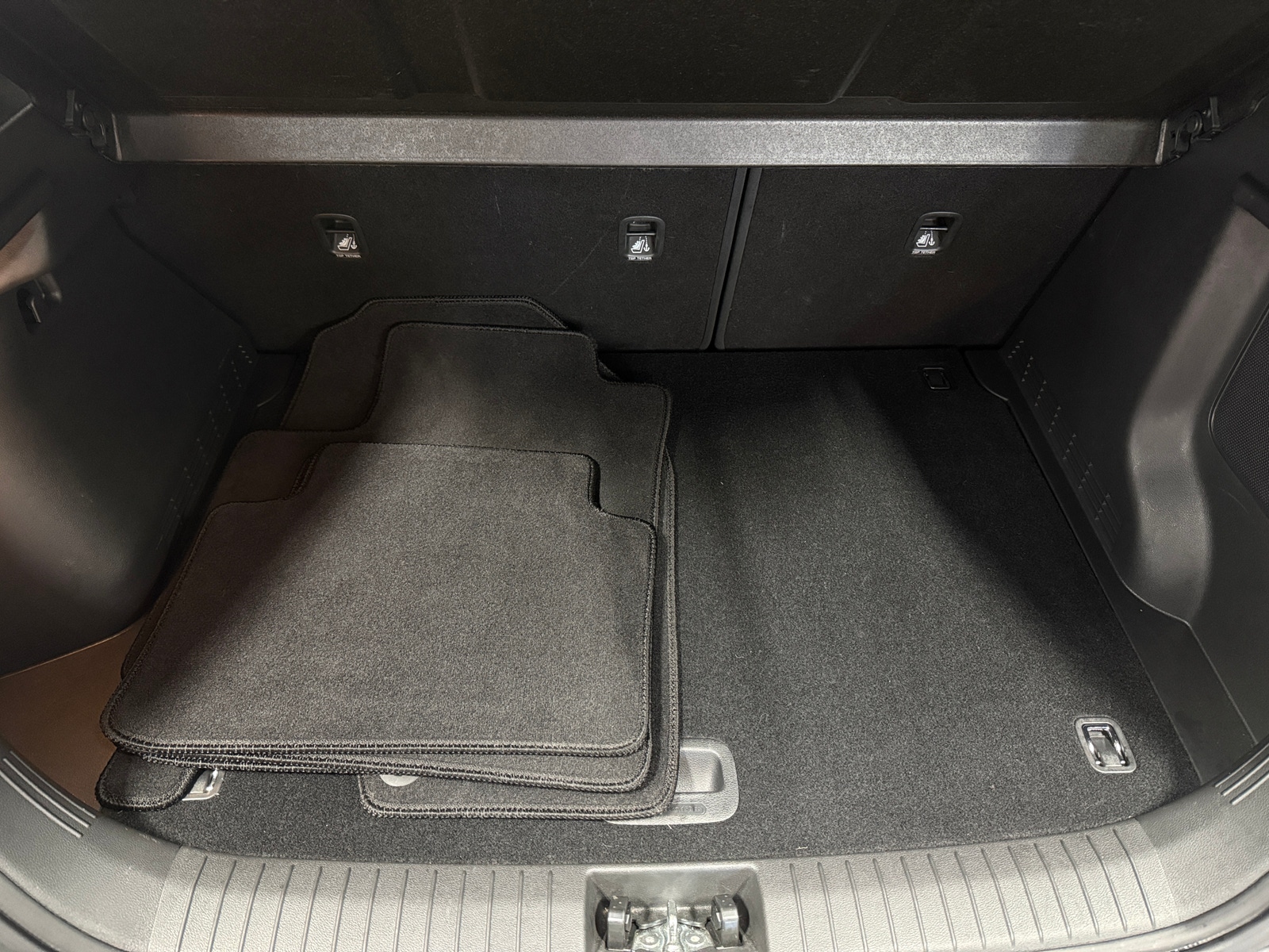 Thumbnail: 2021 Hyundai Kona - 6