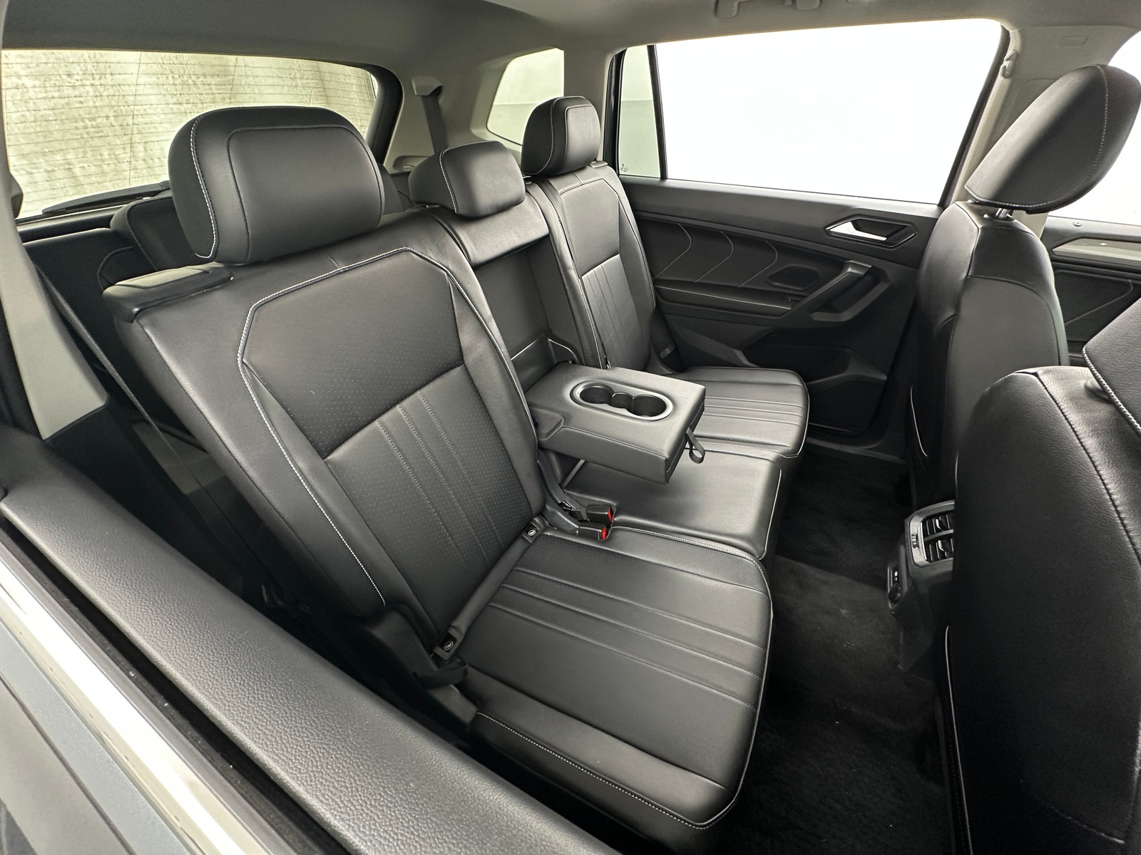 Thumbnail: 2024 Volkswagen Tiguan - 5