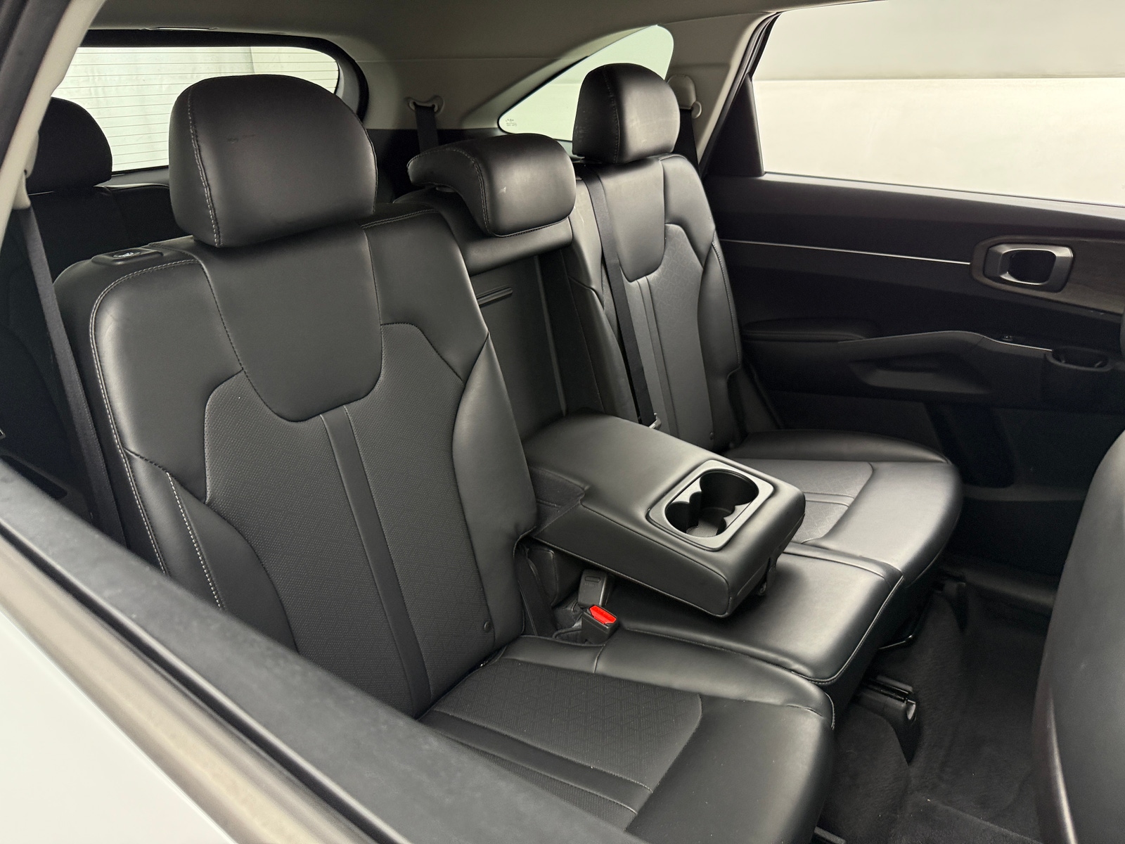 Thumbnail: 2022 Kia Sorento - 6
