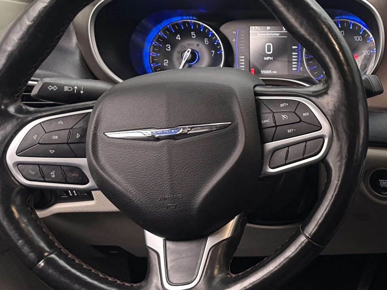 Thumbnail: 2019 Chrysler Pacifica - 4